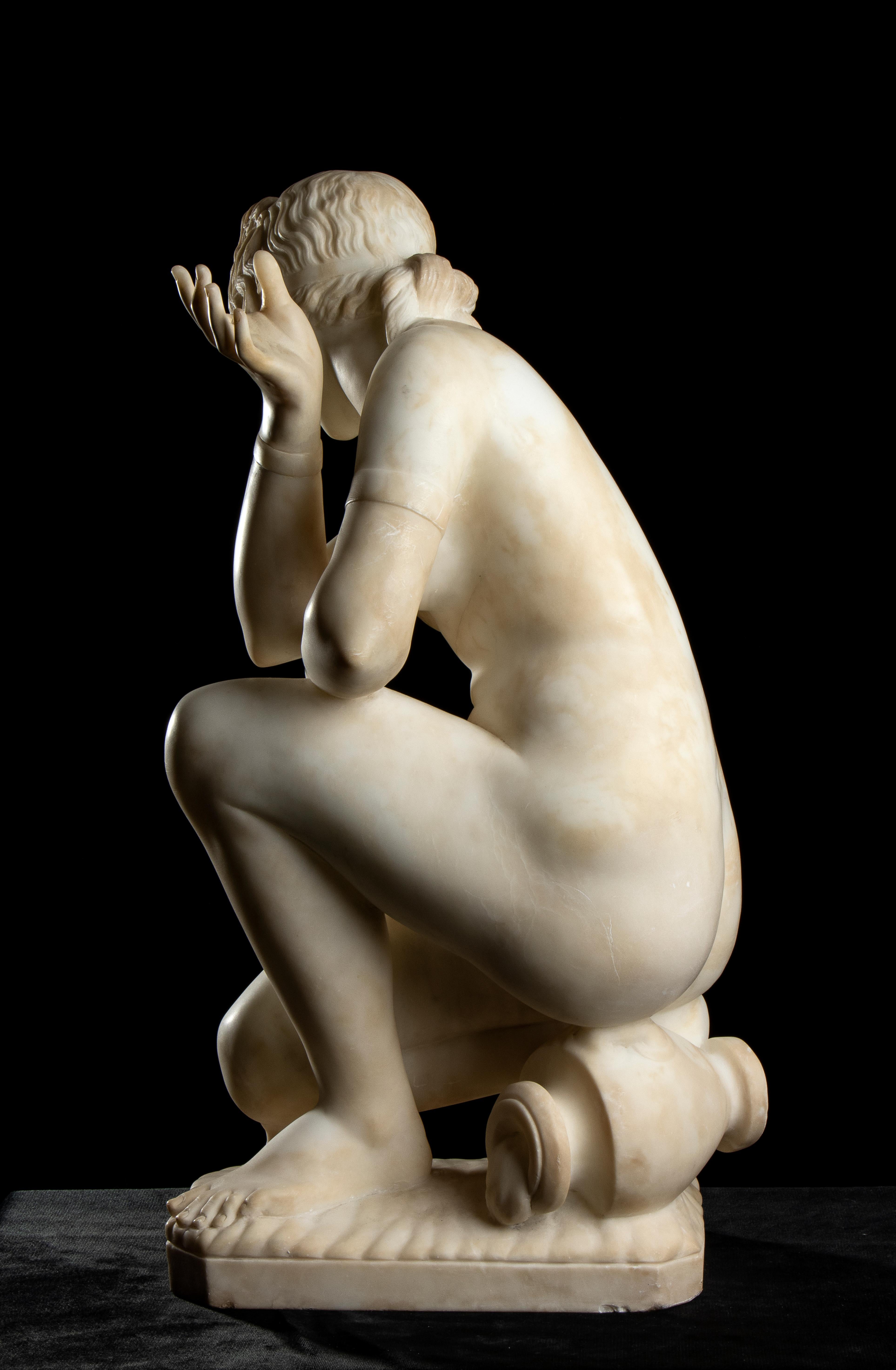 White Alabaster Sculpture of Crouching Venus Tuscany Italy 19th Century (F) 4