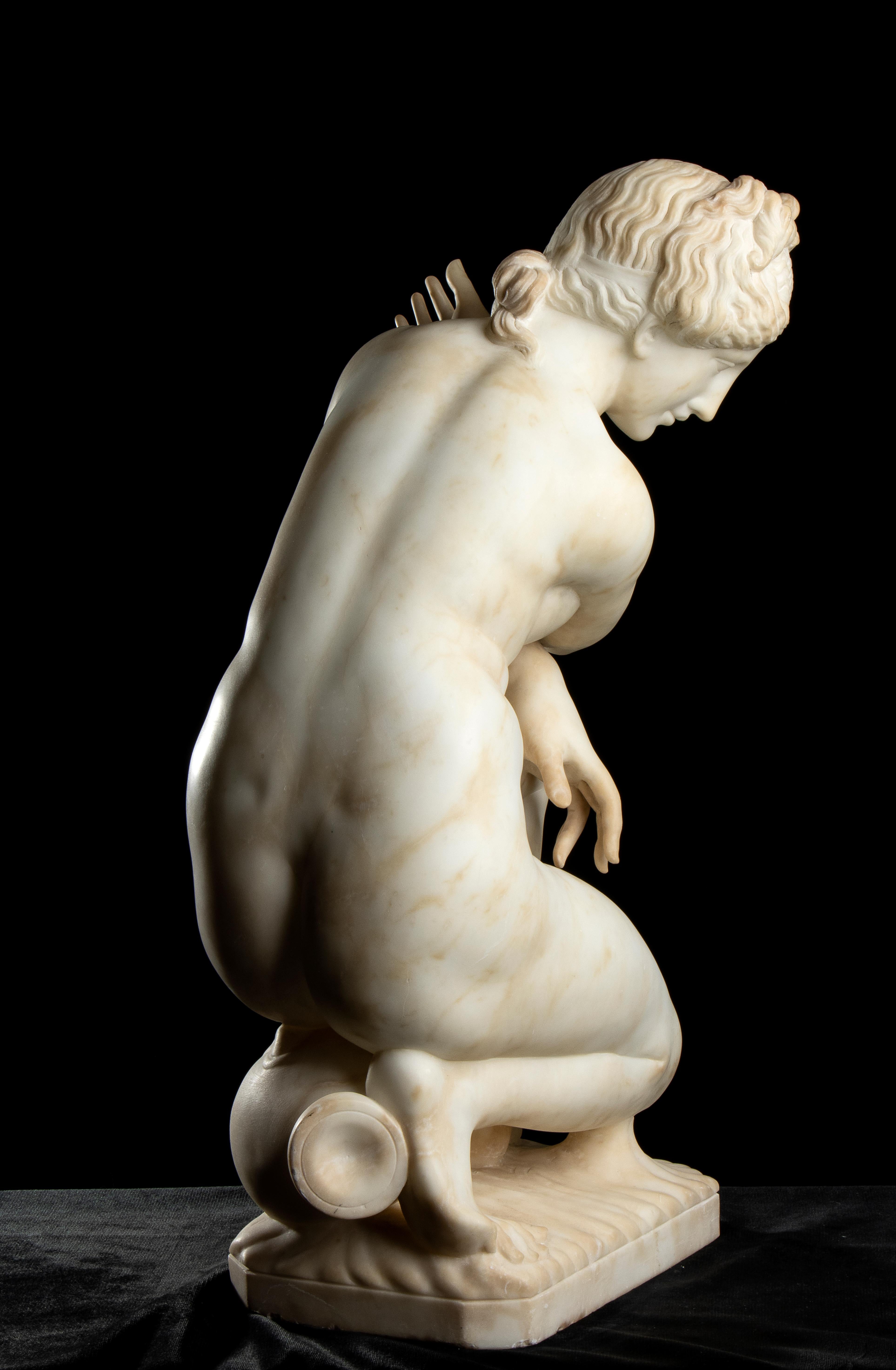 White Alabaster Sculpture of Crouching Venus Tuscany Italy 19th Century (F) 7