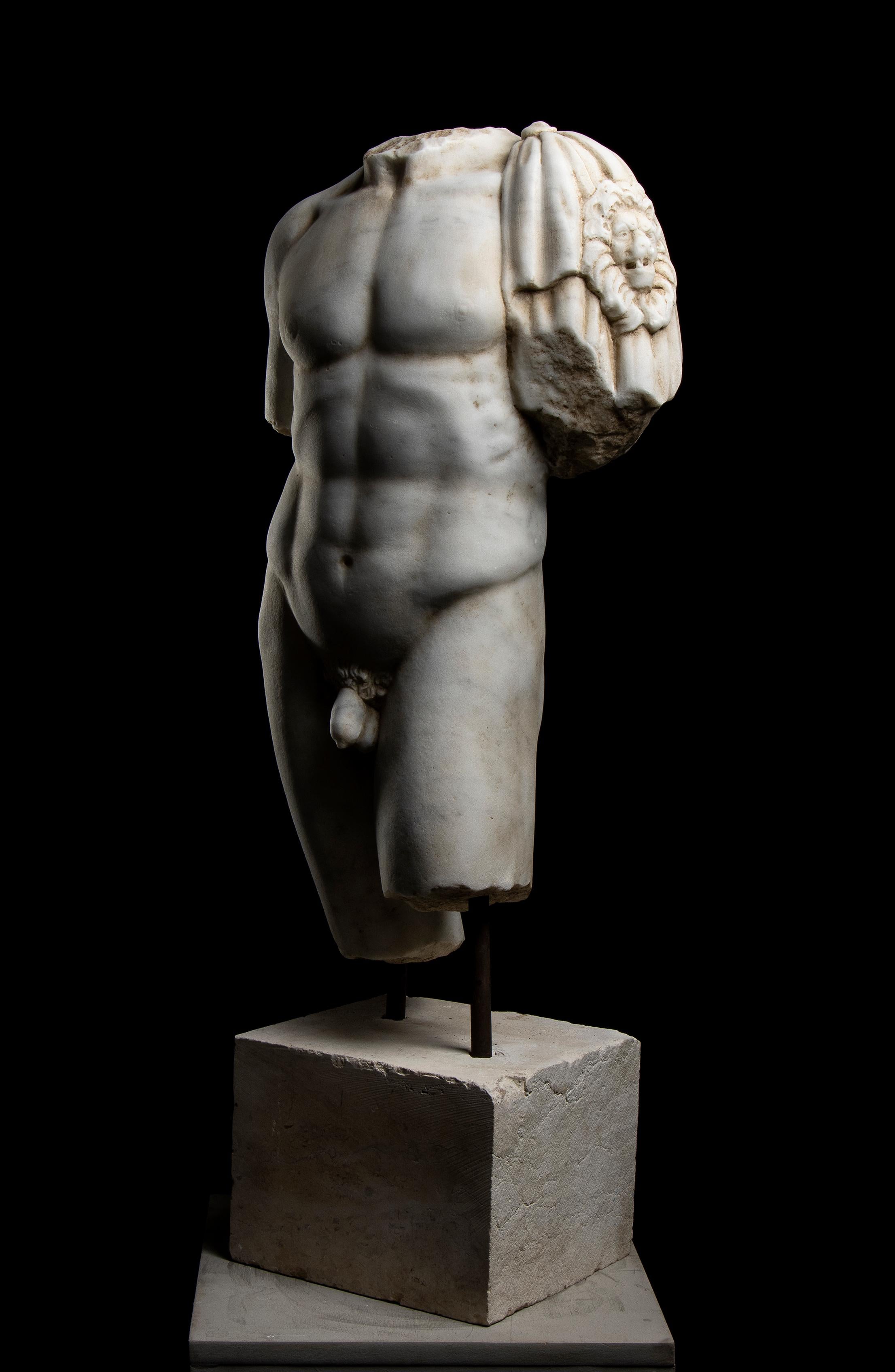 Scultura di Ercole in marmo bianco di Carrara del XX secolo - Sculpture di Unknown