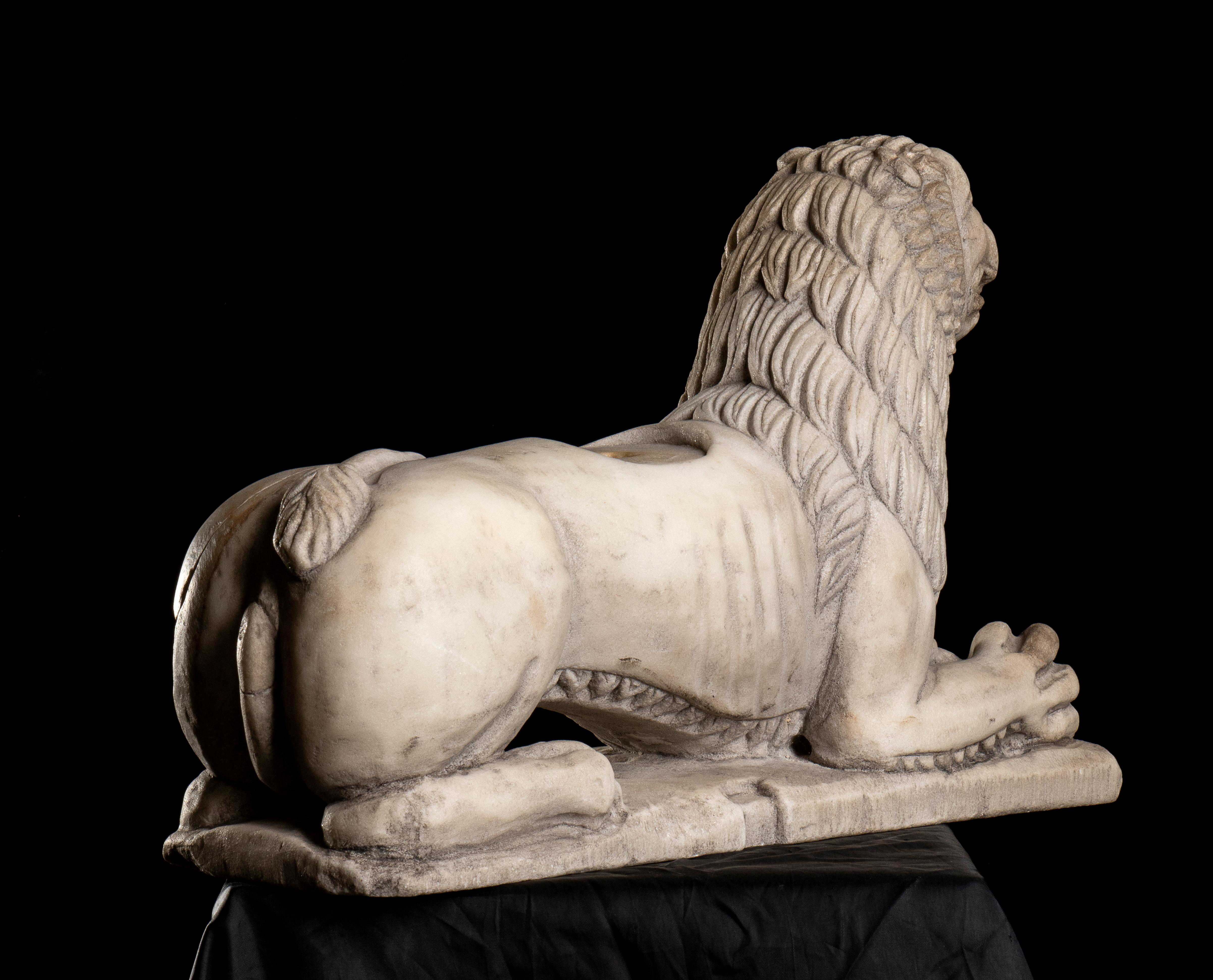 White Marble Figurative Sculpture Stylophore Lion Central Italy 19th Century 3