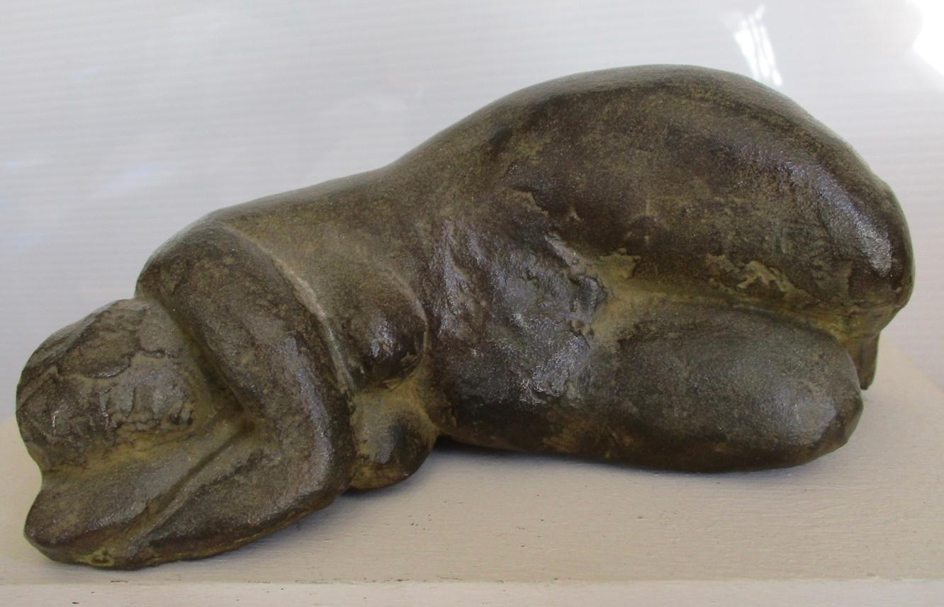 Woman sleeping - Sculpture by Unknown