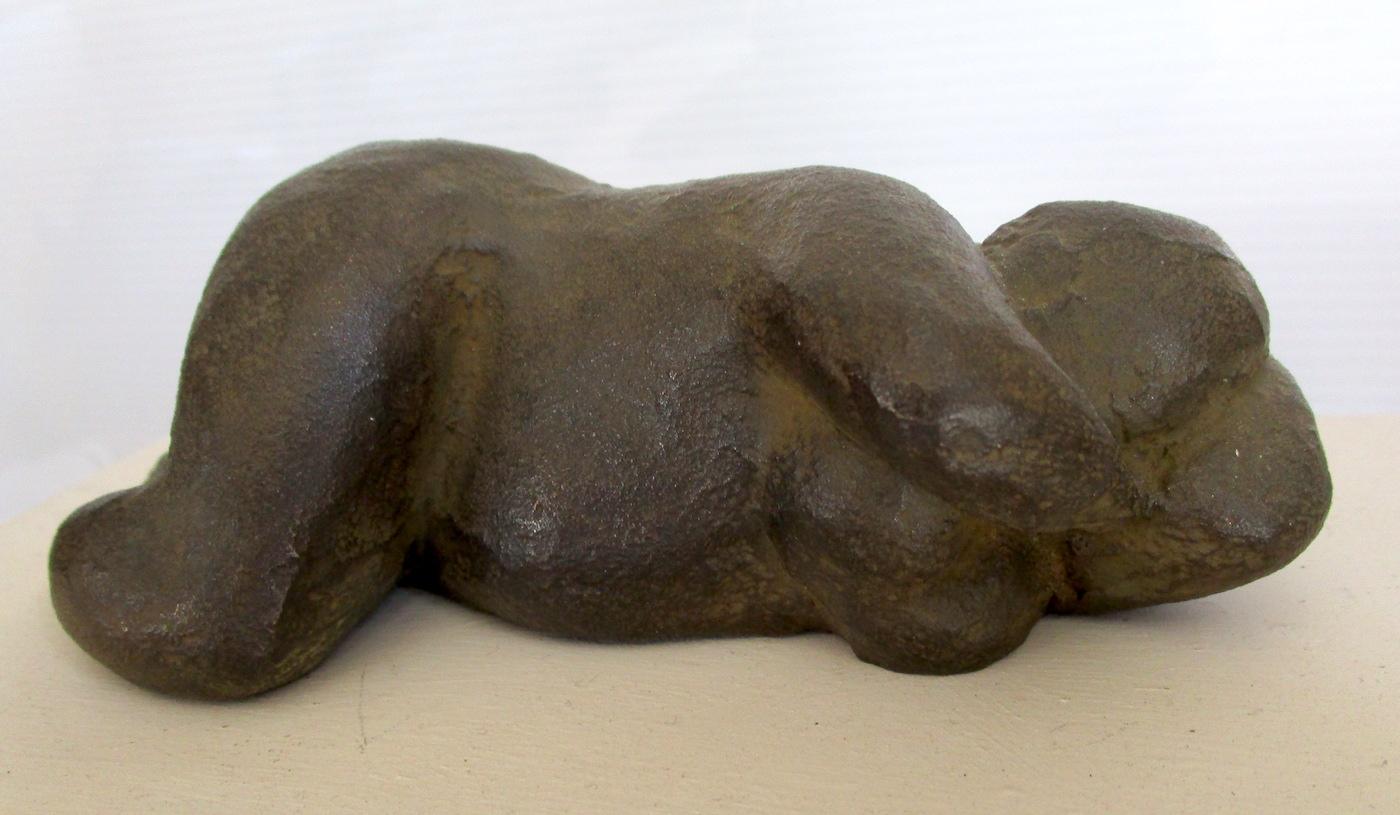 Woman sleeping No 2 - Sculpture by Unknown