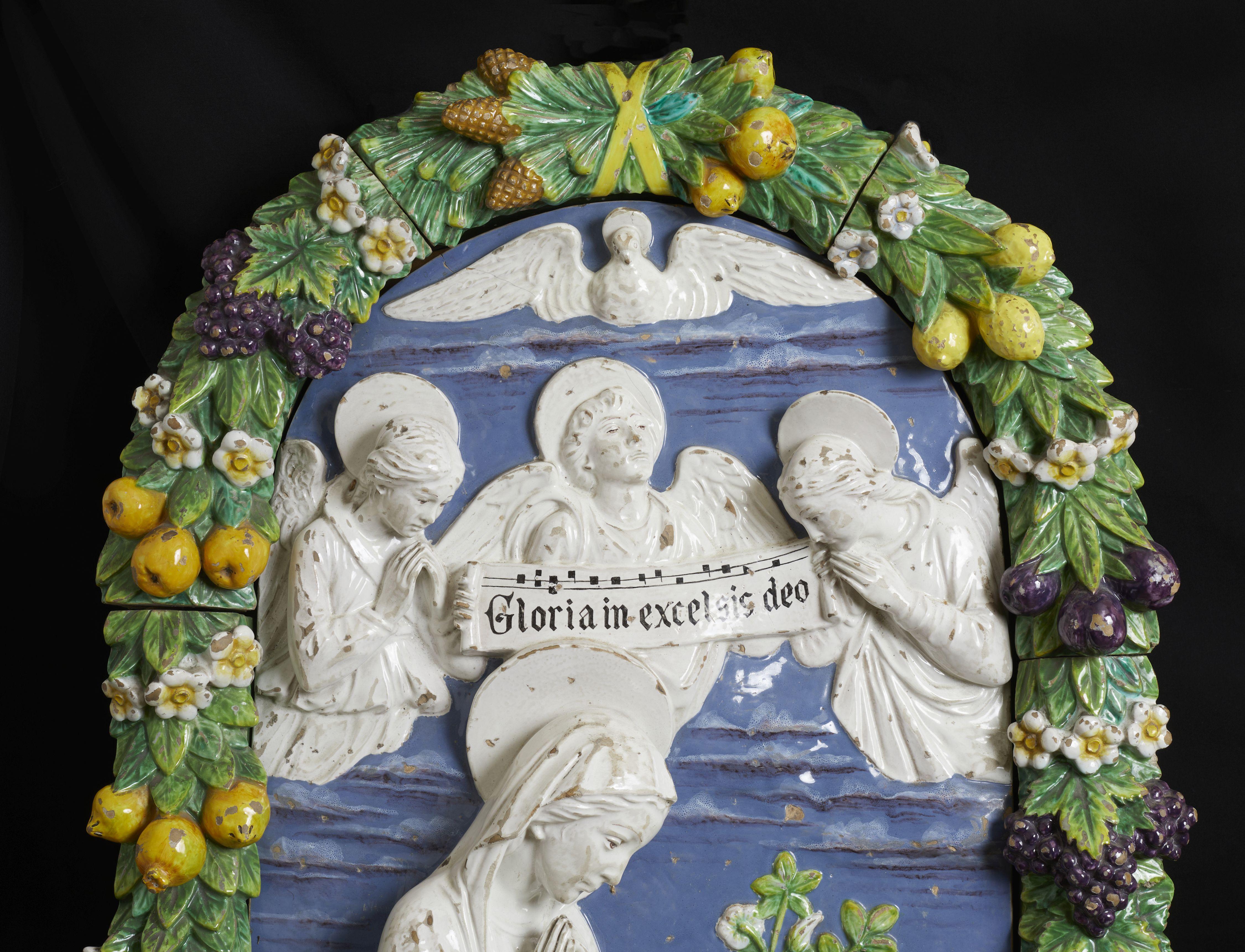 Virgen del siglo XIX adorando al Niño Jesús  Escuela Italiana Cerámica Blanca Azul - Sculpture Escuela italiana de Unknown