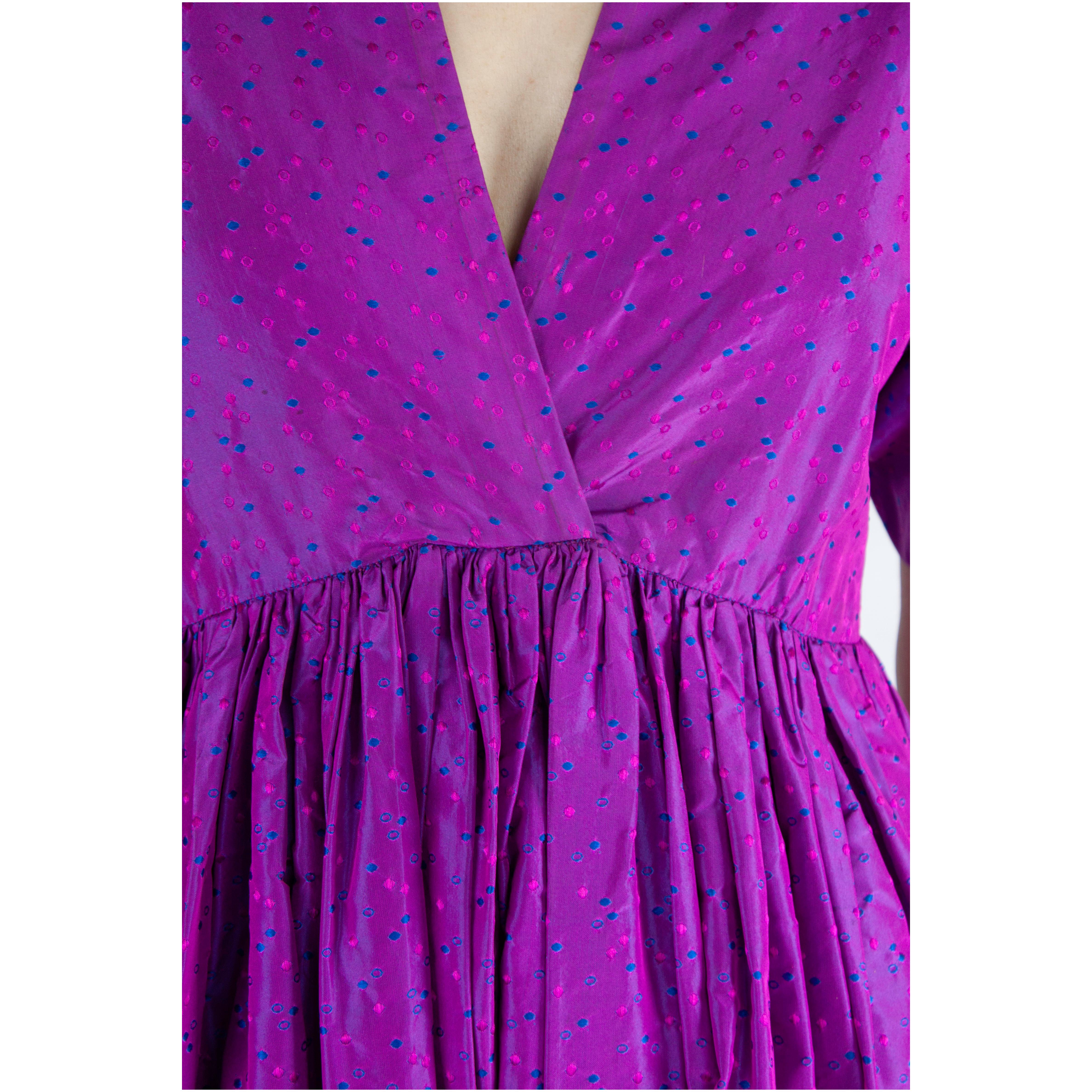 Sans étiquette  Combinaison de soirée en soie lilas irisée Madame Grès  vers les années 1970 en vente 3