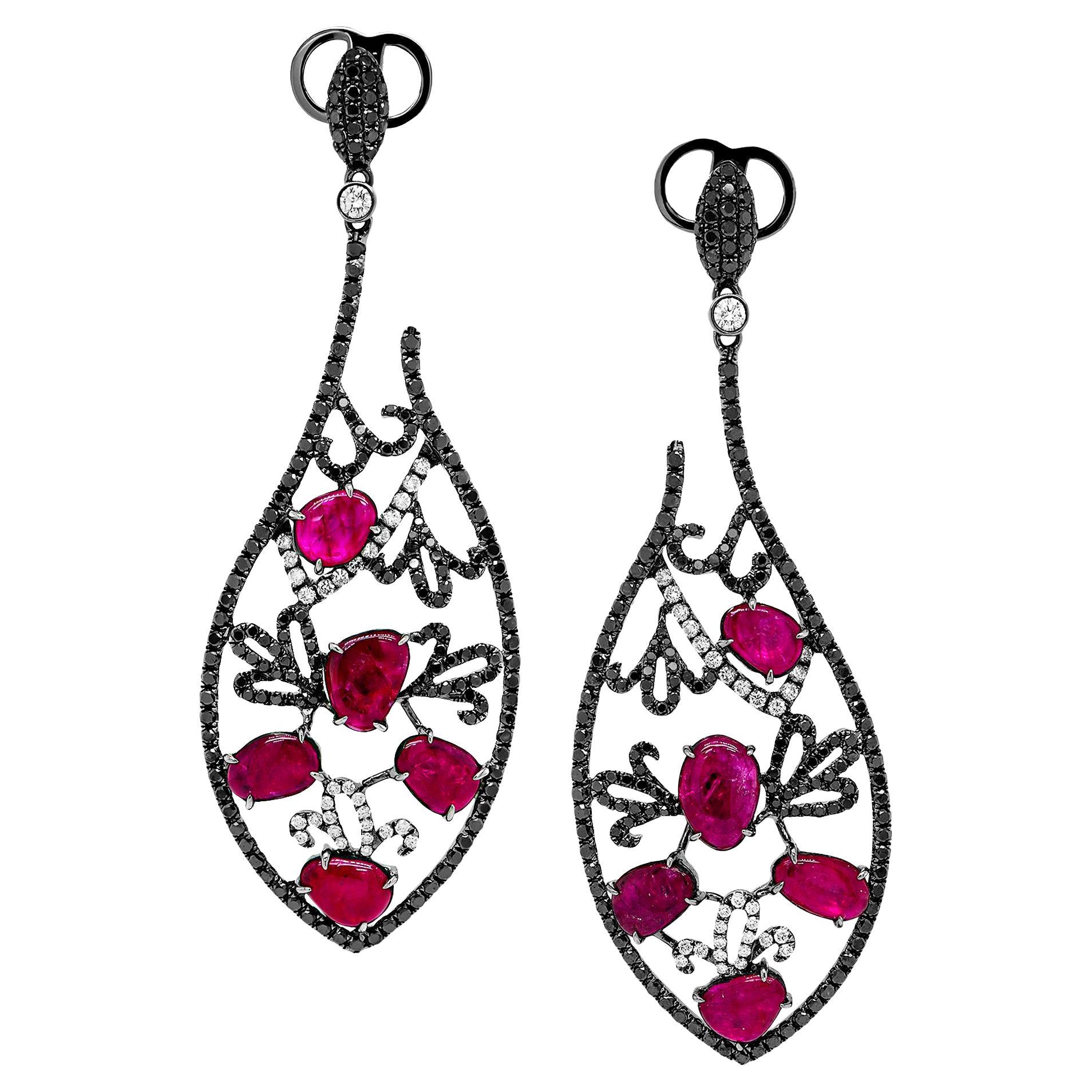 Entfesseln Sie den Glamour: 10,19 Karat Vivid Red Ruby Dangle Earrings-Dazzle Boldly
