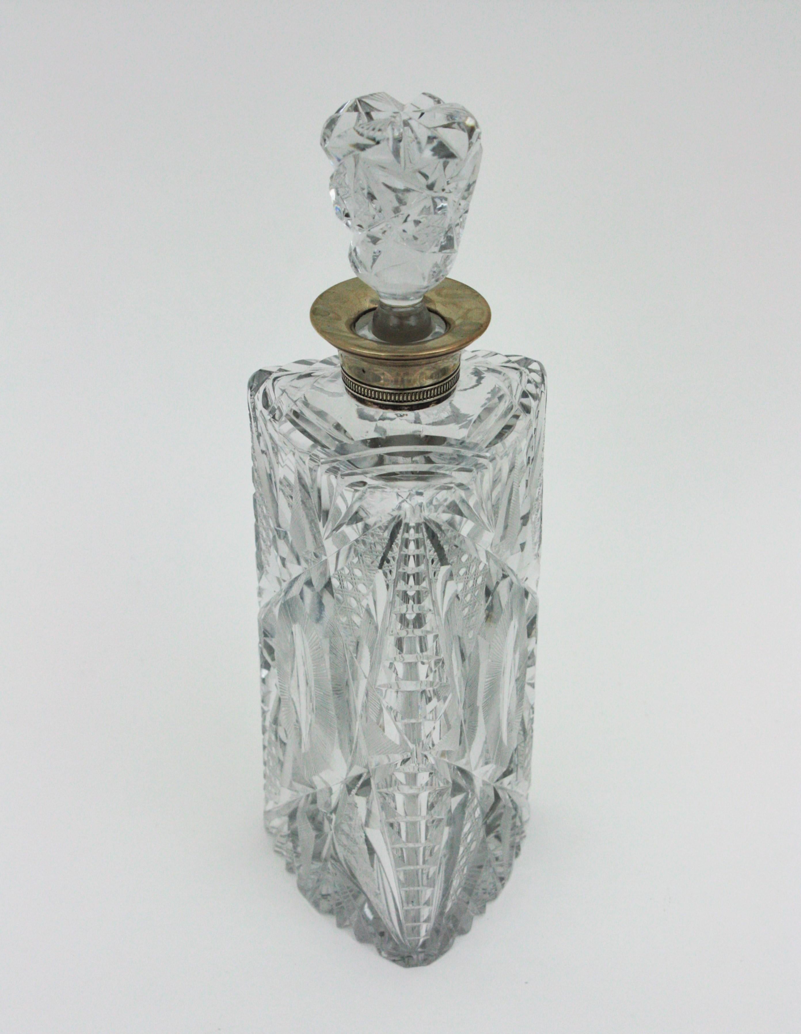 Unmatching Pair of Cut Crystal and Silver Liqueur Decanters In Good Condition In Barcelona, ES