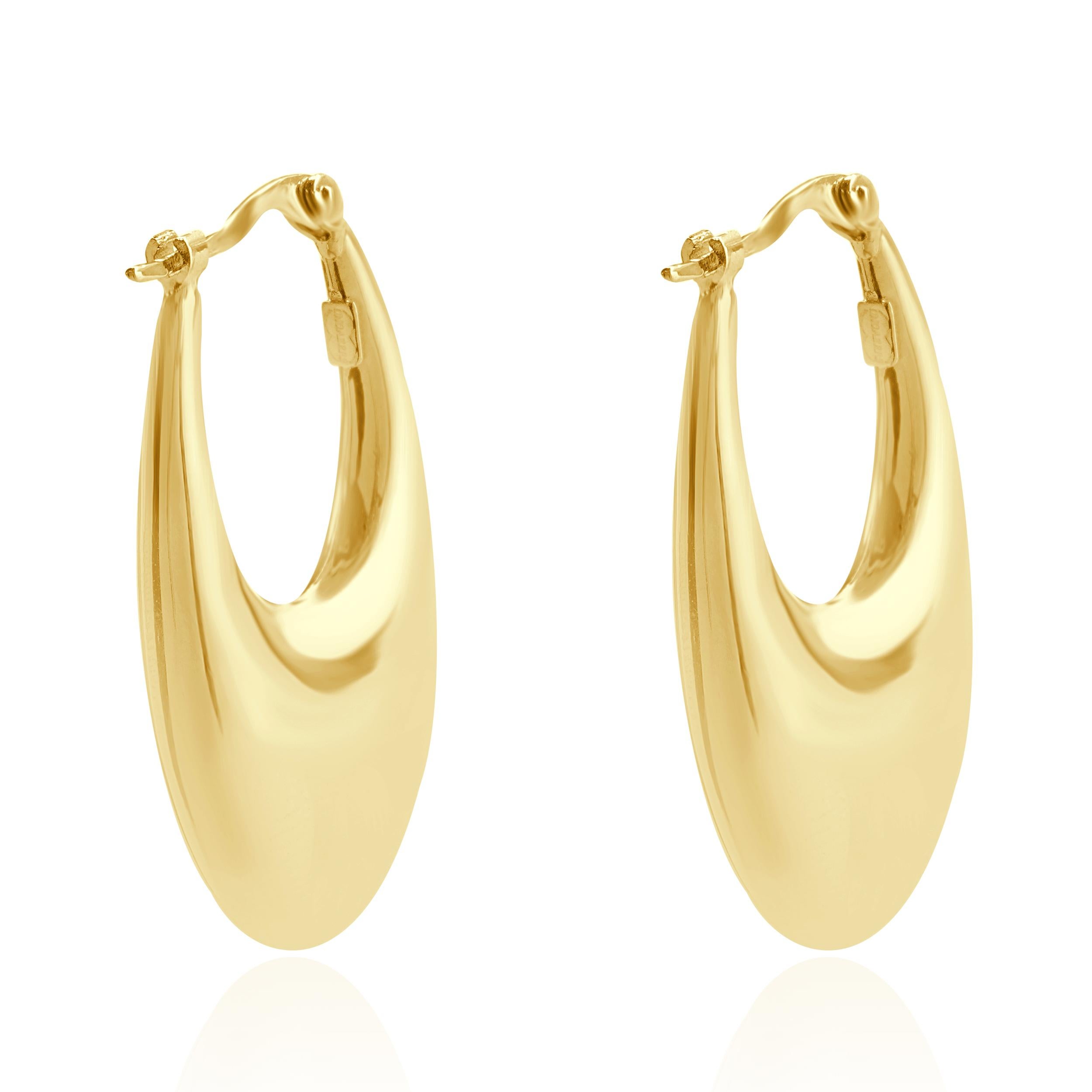 Uno Aerre 18 Karat Yellow Gold Puffed Hoop Earrings In Excellent Condition For Sale In Scottsdale, AZ