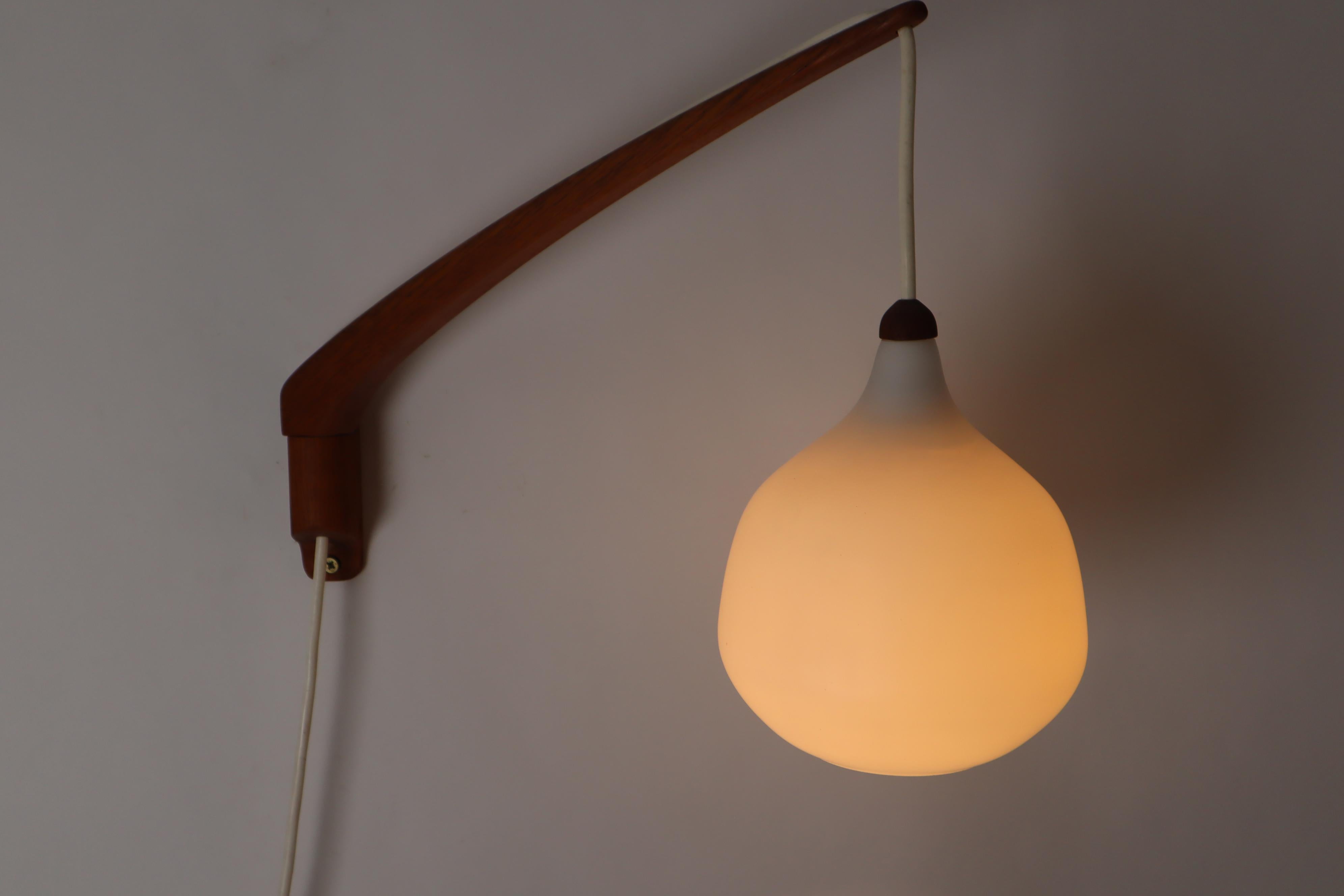 Uno And Östen Kristianson Adjustable Wall Lamp, Sweden, 1970s For Sale 3