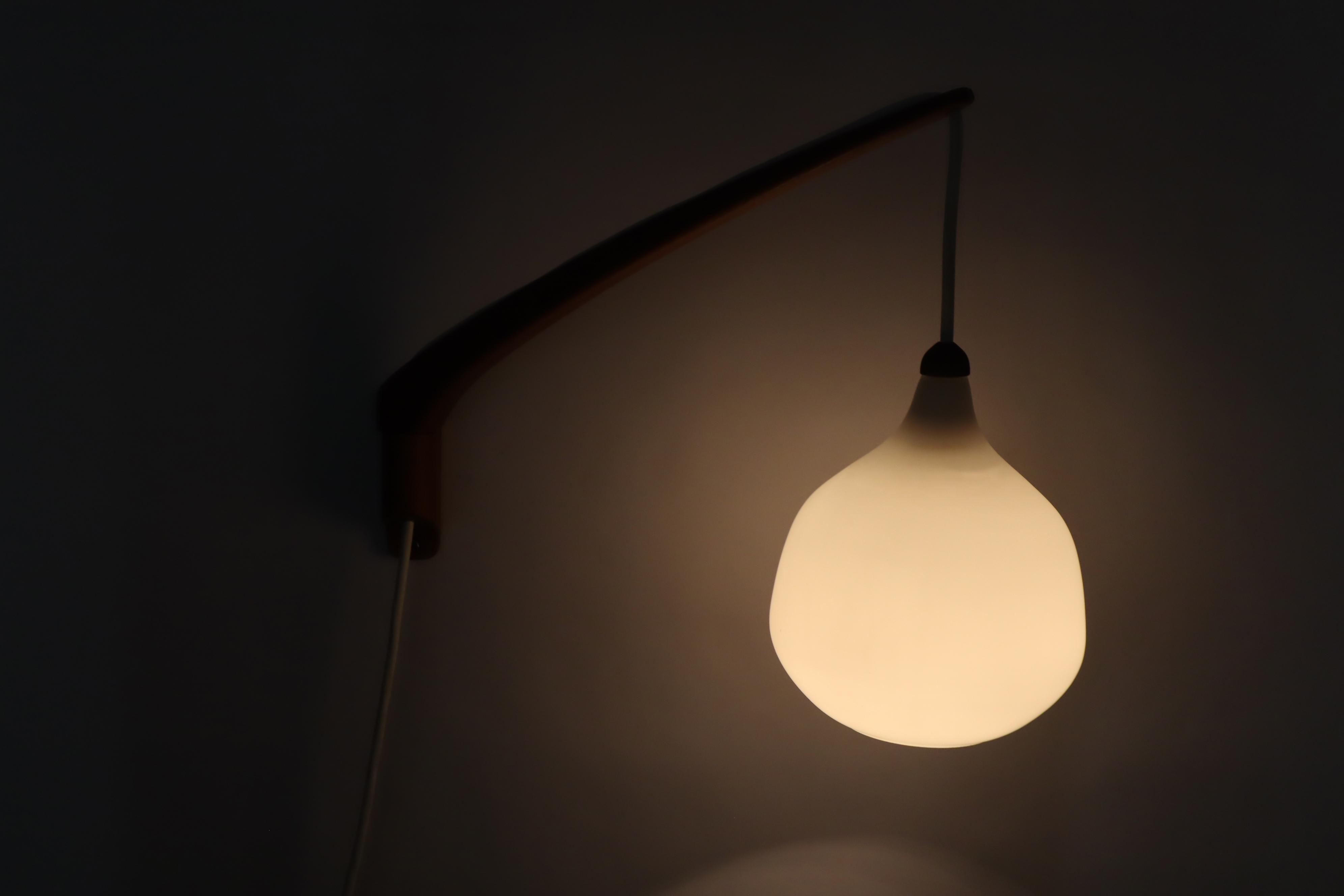 Uno And Östen Kristianson Adjustable Wall Lamp, Sweden, 1970s For Sale 4