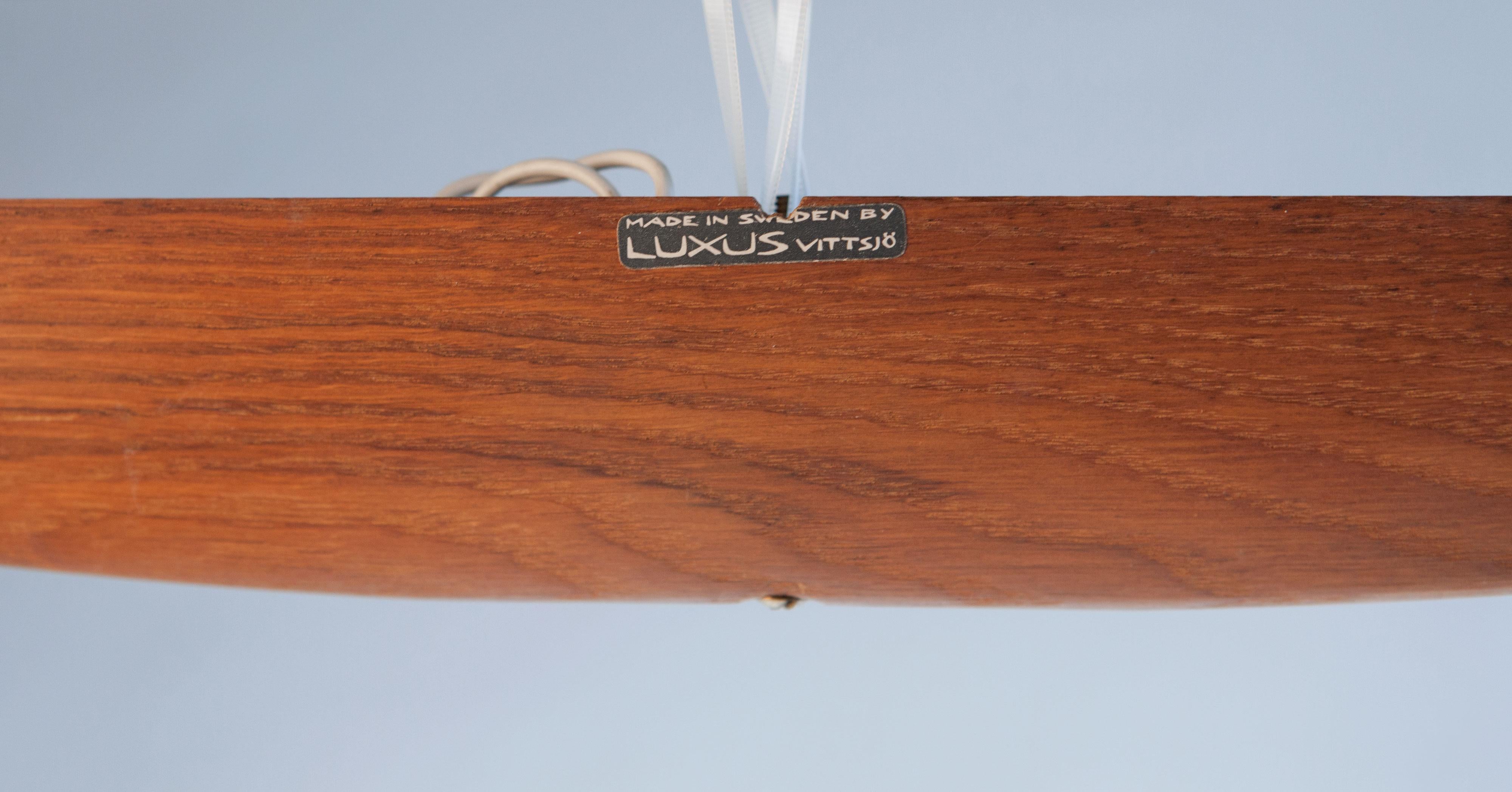 Lampada da soffitto Uno e Osten Kristiansson Modello 555 per Luxus Vittsjö Svezia anni '50 in vendita 10