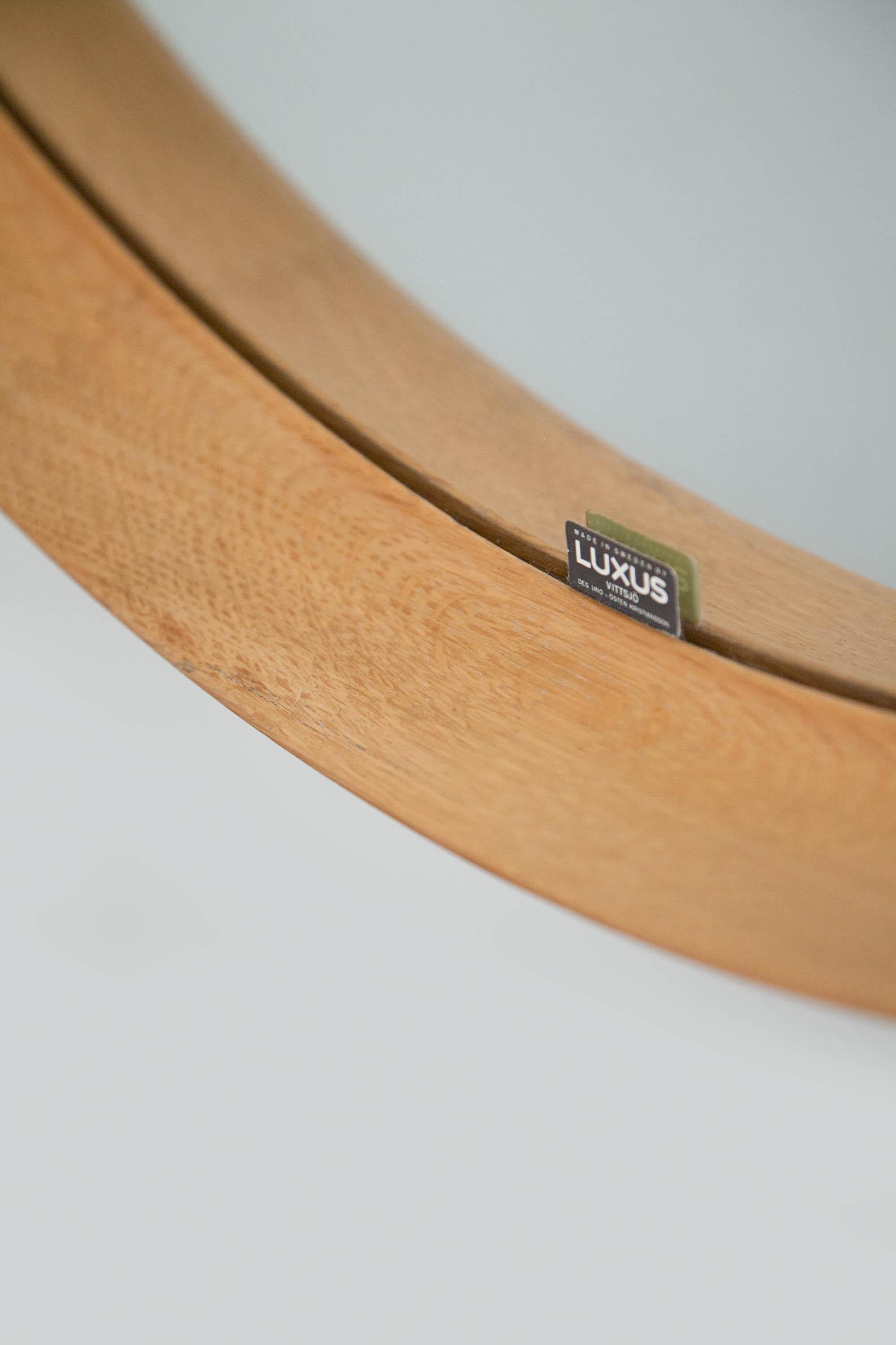 Uno y Osten Kristiansson Gran espejo de roble by Luxus Vittsjö, Suecia, 1960s Roble