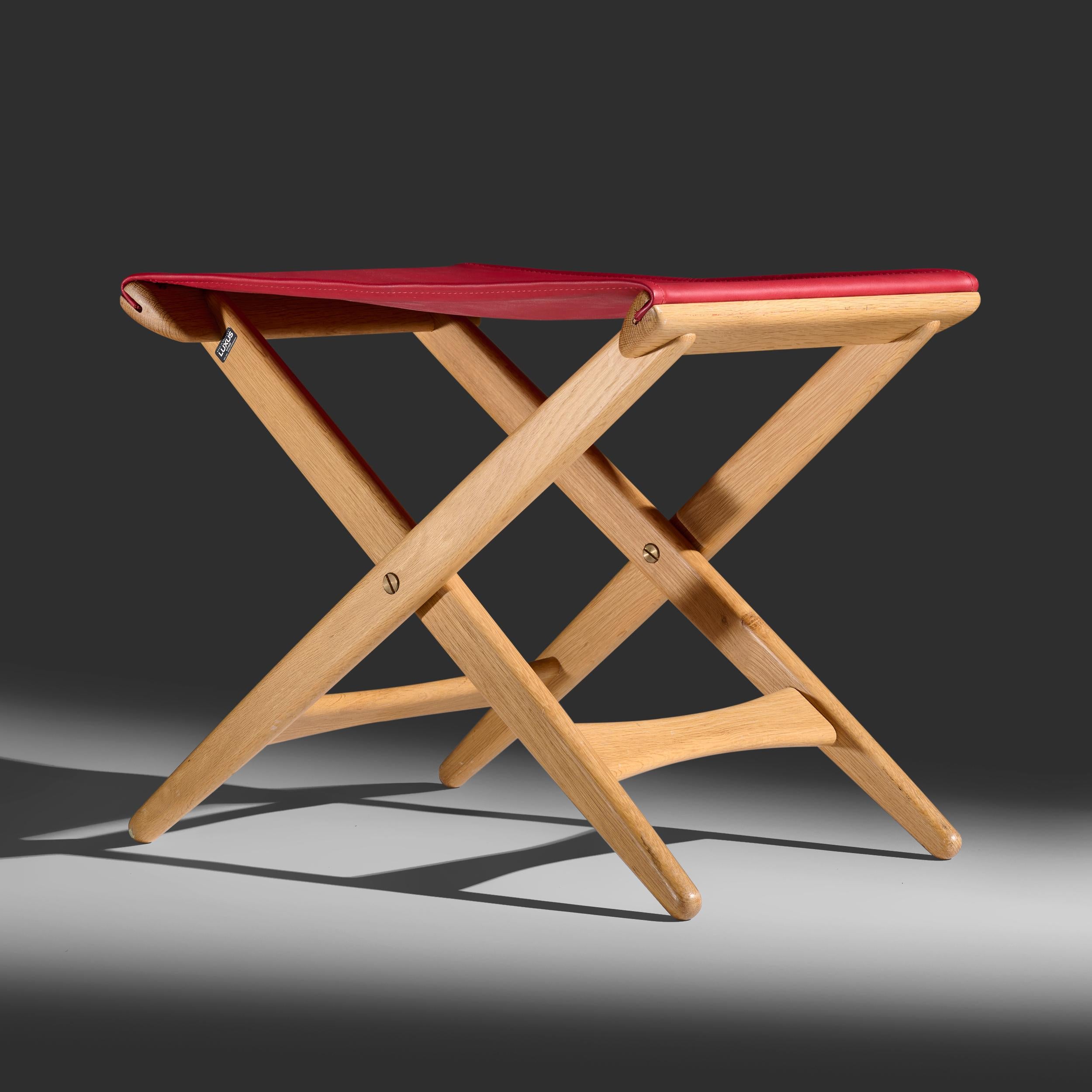 Uno and Östen Kristiansson stool for Luxus Vittsjo, Sweden

Dimensions: 17 1/4