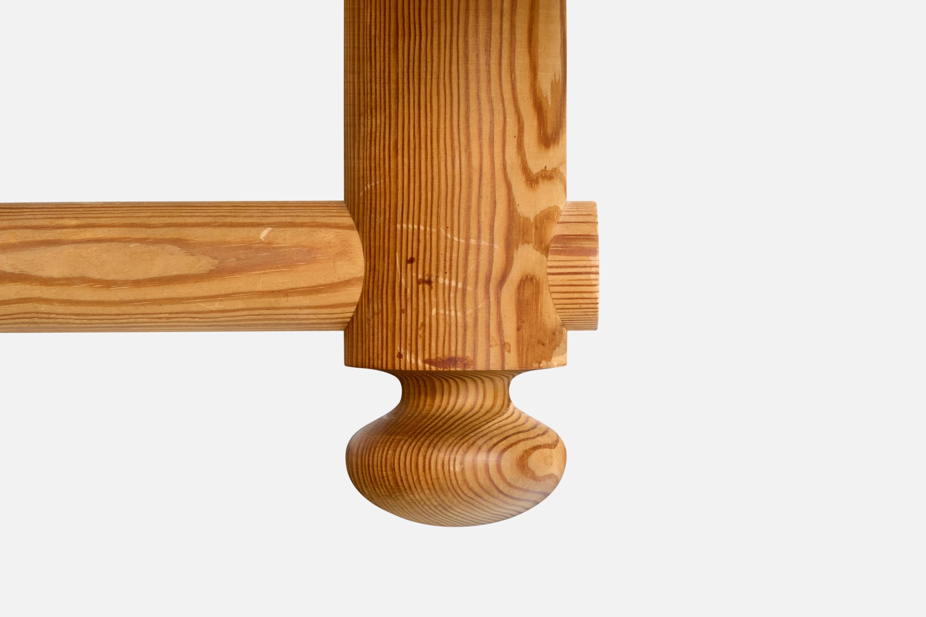 Uno Kristiansson, Stehlampe, Kiefernholz, Papier, Schweden, 1970er Jahre im Angebot 2
