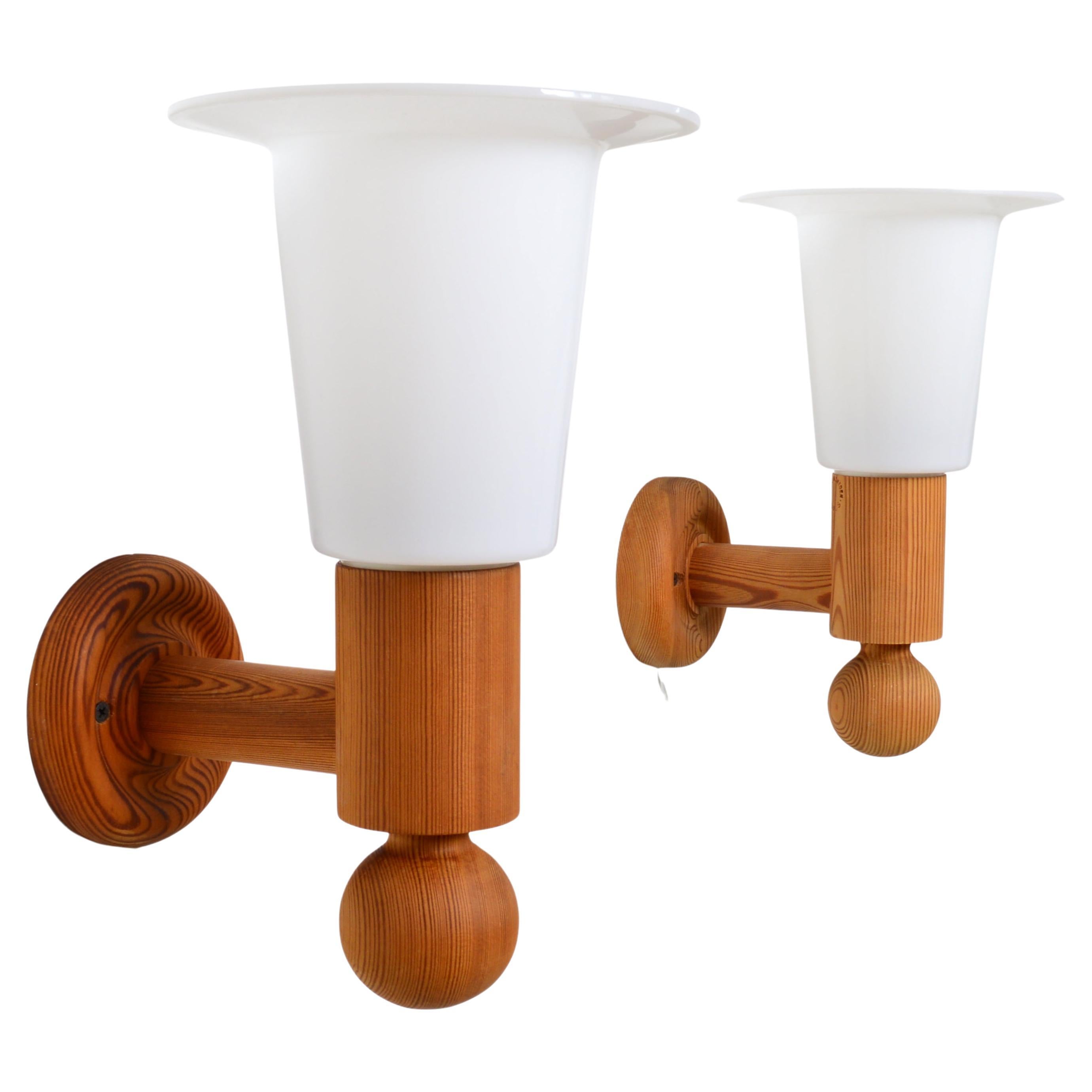 Uno Kristiansson Luxus Sweden Wall Lights / Sconces Solid Pine Sweden, 1960s