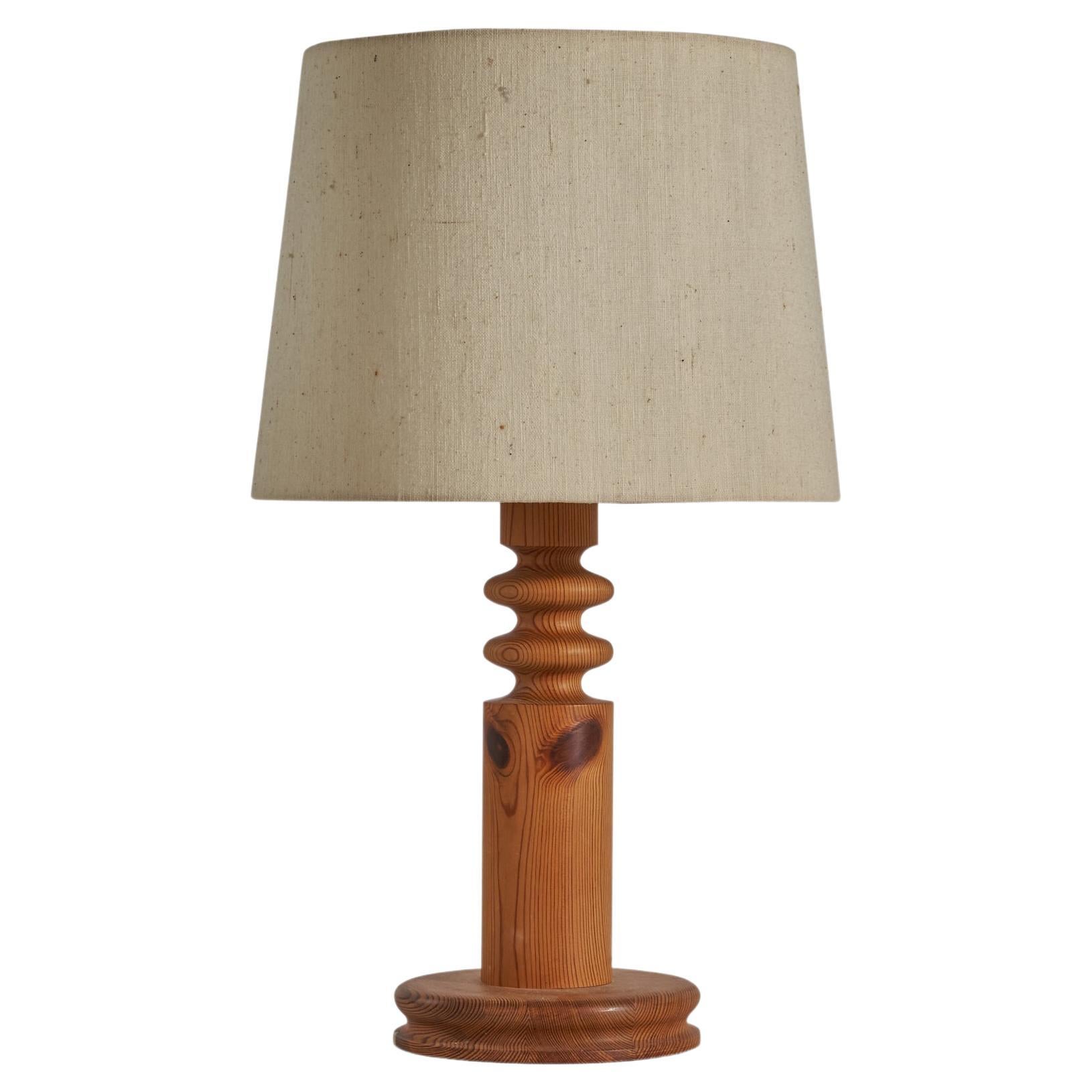 Uno Kristiansson, Table Lamp, Solid Pine, Beige Fabric, Luxus, Sweden, 1960s For Sale