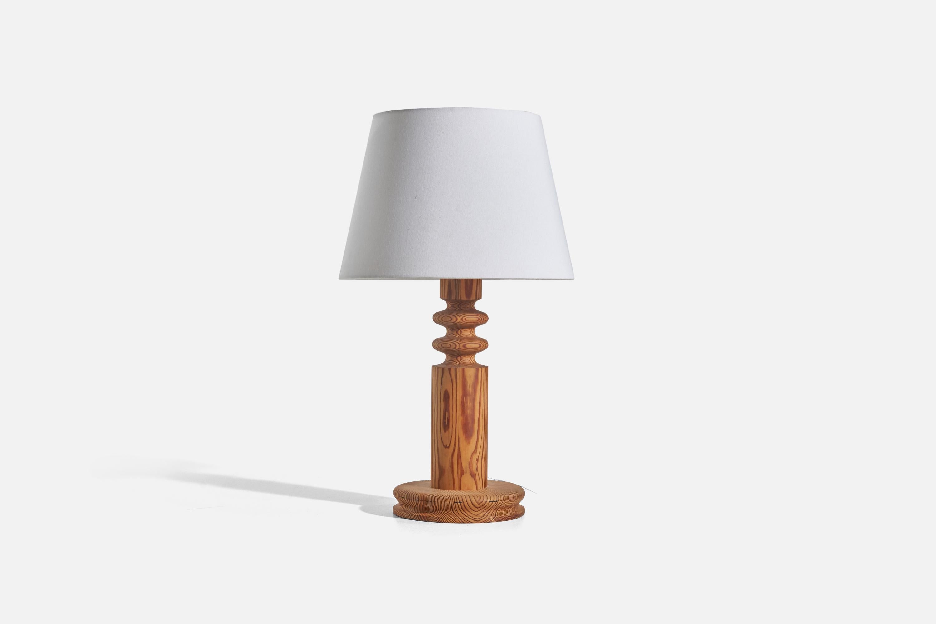 Mid-Century Modern Uno Kristiansson, Table Lamp, Solid Pine, Luxus, Sweden, 1960s