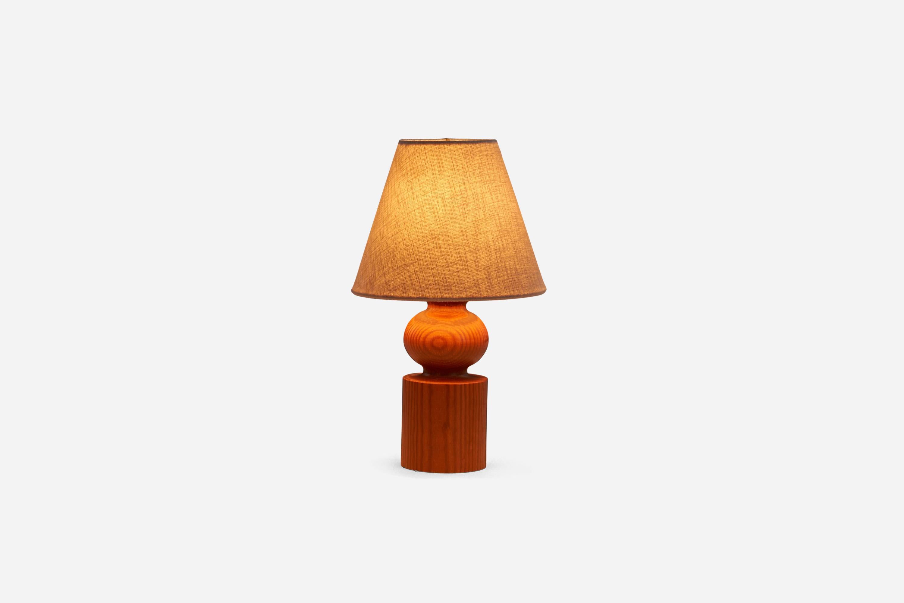Swedish Uno Kristiansson, Table Lamp, Solid Pine, Luxus, Sweden, 1960s For Sale
