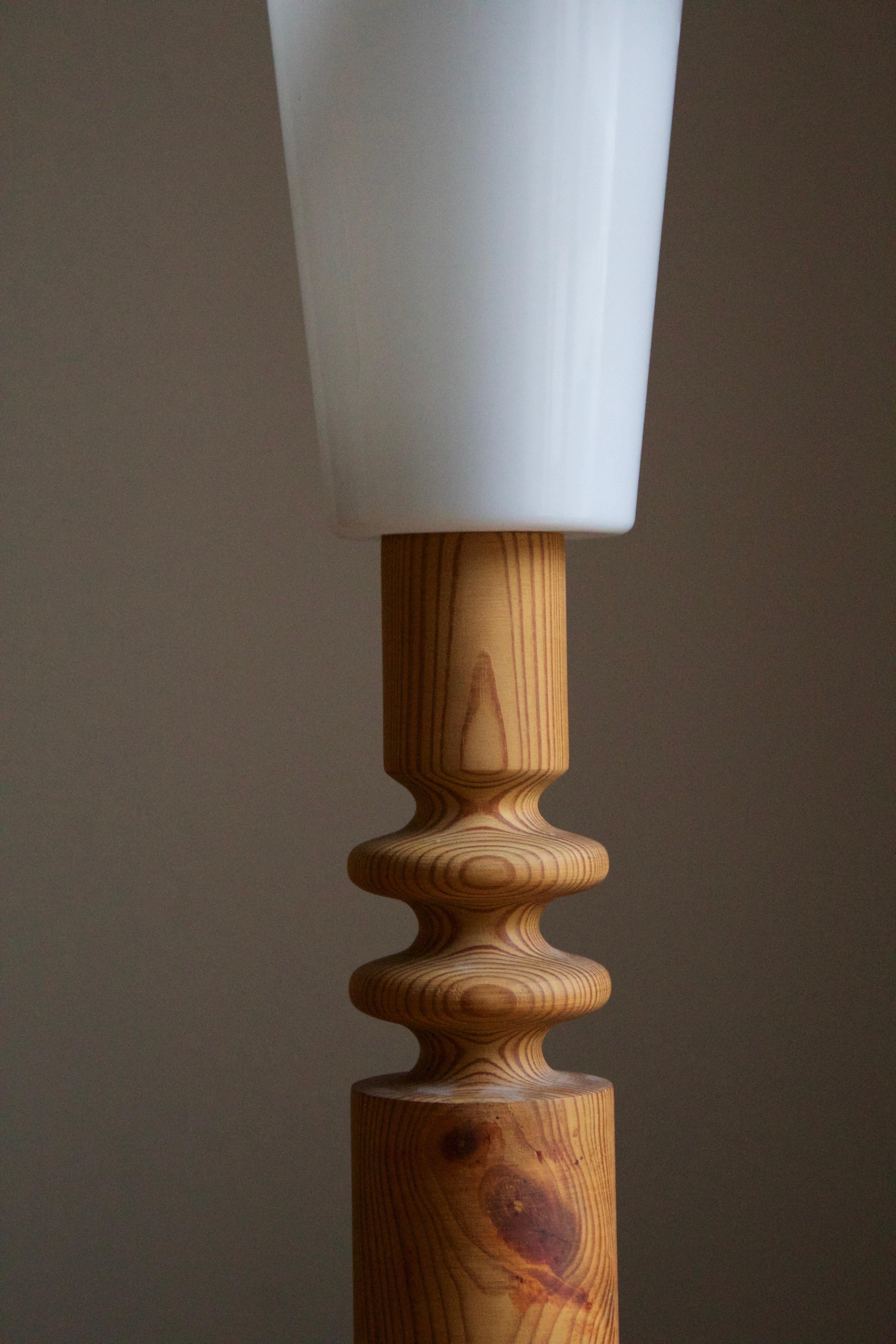 Swedish Uno Kristiansson, Table Lamp, Turned Solid Pine, Fabric, Luxus, Sweden, 1960s