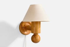 Uno Kristiansson, Wall Light, Pine, Fabric, Sweden, 1970s