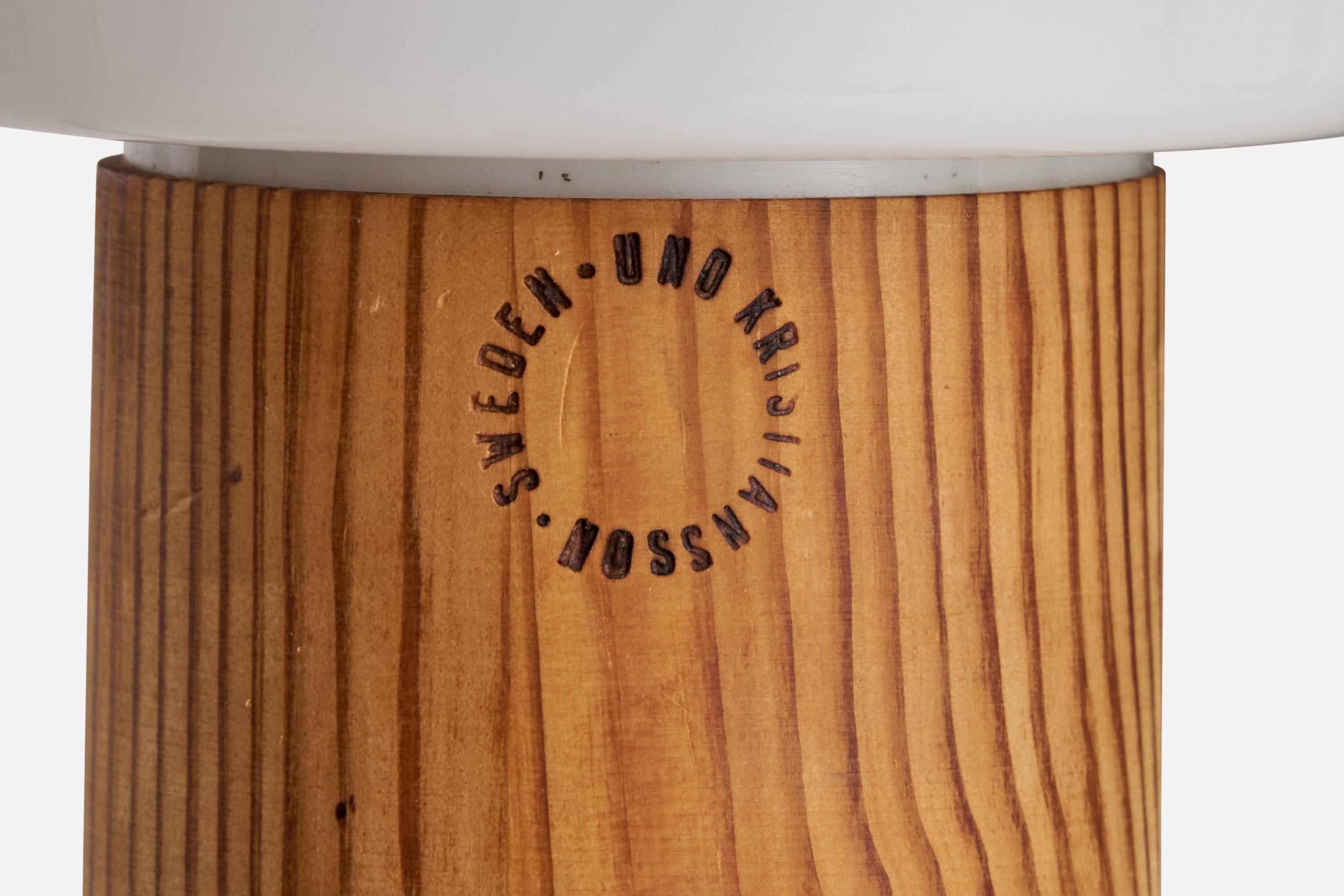 Uno Kristiansson, Wall Lights, Pine, Acrylic, Sweden, 1970s 3
