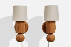 Uno Kristiansson, Wall Lights, Pine, Fabric, Sweden, 1970s