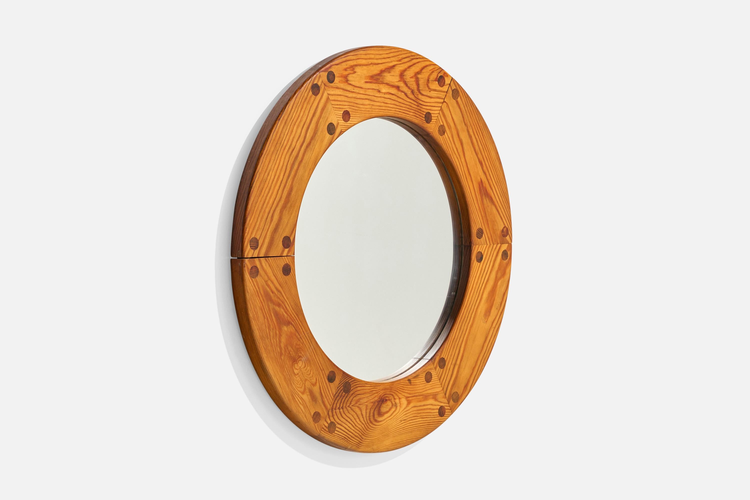 Mid-Century Modern Uno Kristiansson, miroir mural en pin, Suède, années 1970 en vente