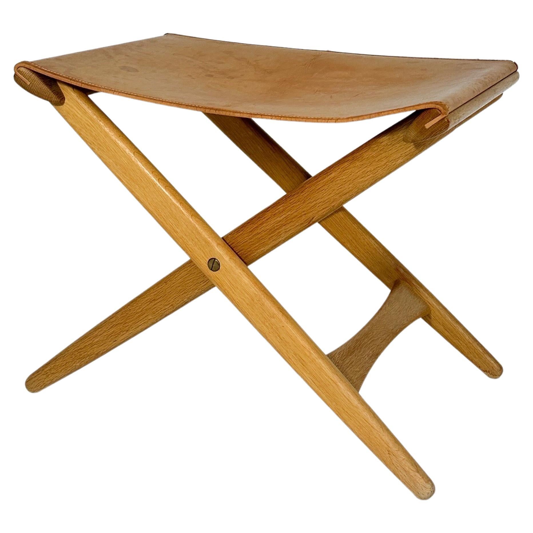 Uno & Östen Kristiansson Sgabello pieghevole in quercia e pelle Luxus Vittsjö Svezia 1950s