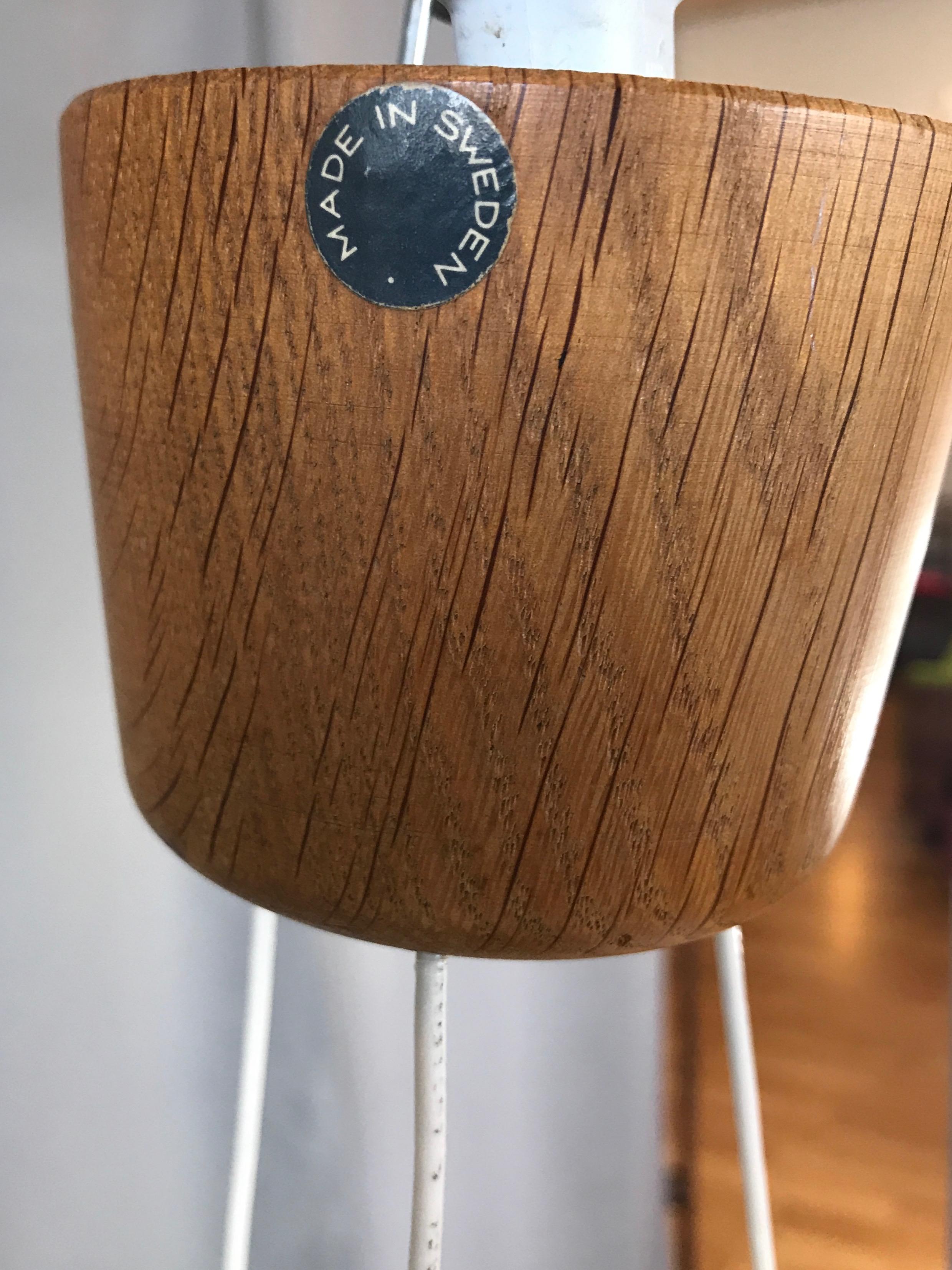 Uno & Östen Kristiansson für Luxus Teak & Opalglas UFO Pendelleuchte:: 1950er Jahre 6