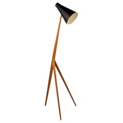 Uno & Östen Kristiansson "Giraffe" Oak Floor Lamp No. 305, Luxus, Sweden, 1950s