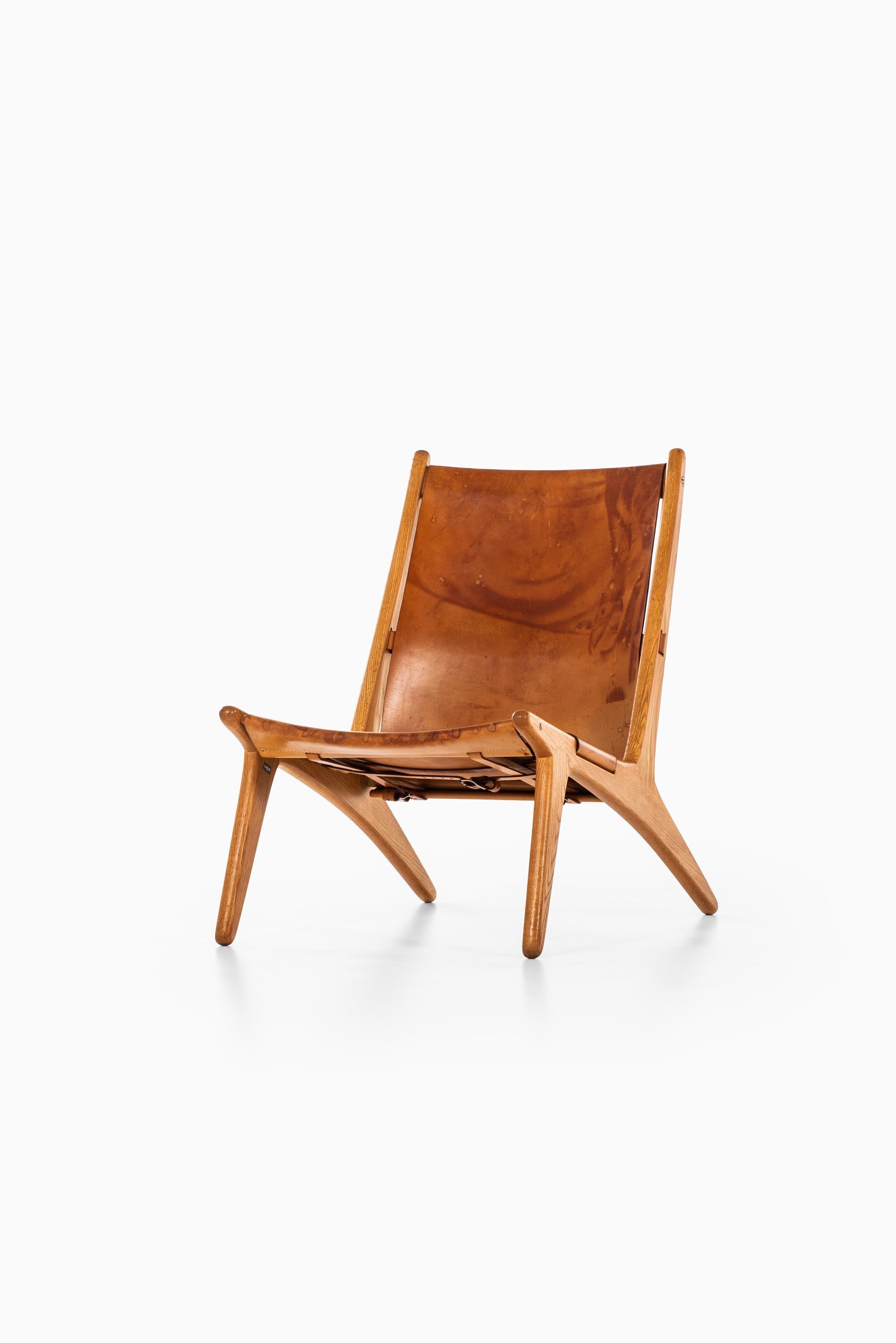 Leather Uno & Östen Kristiansson Hunting Easy Chair Produced by Luxus in Sweden For Sale