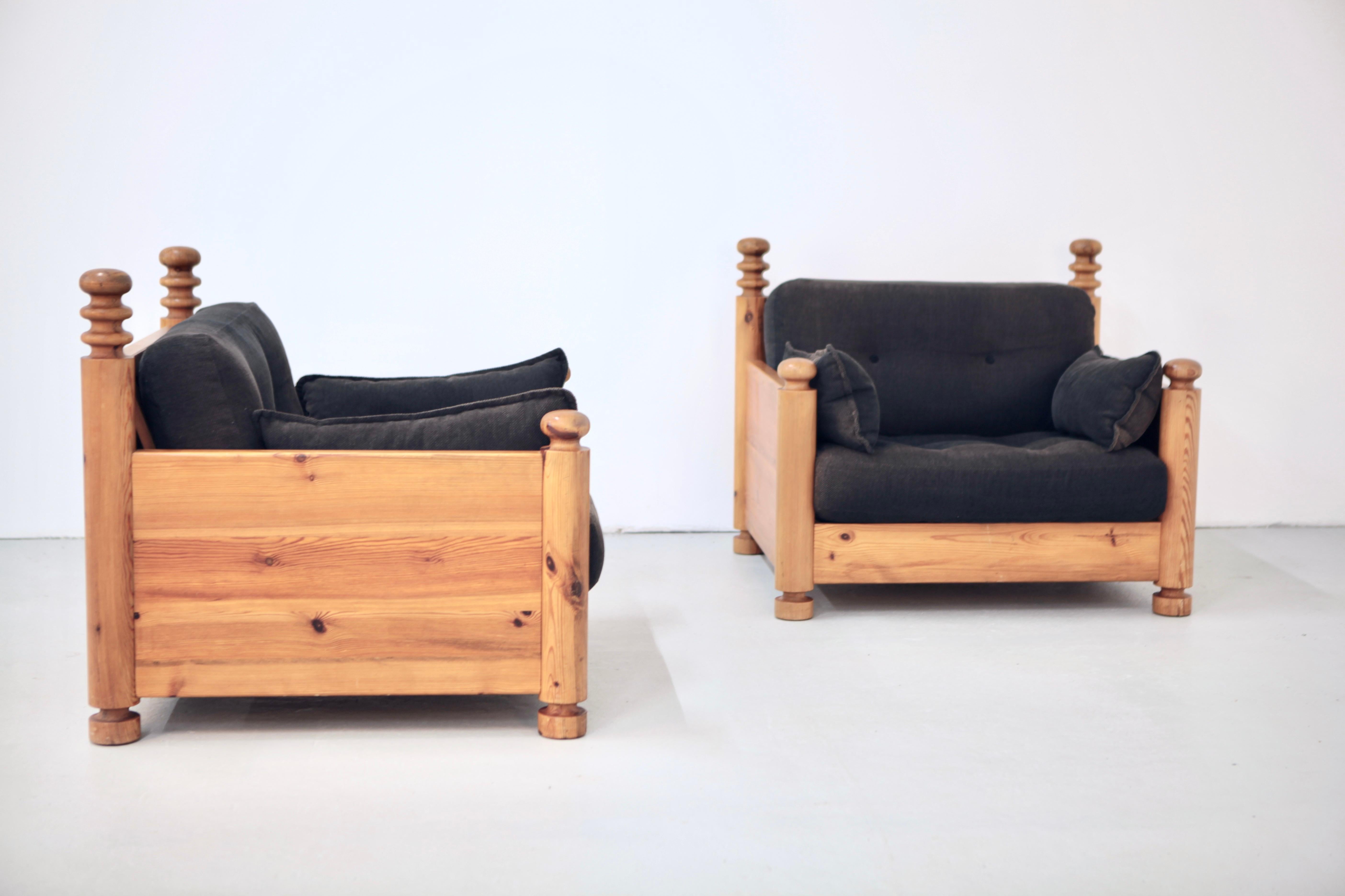 Uno & Östen Kristiansson, Lounge Chairs in Pine, Luxus, Sweden, 1970 For Sale 2