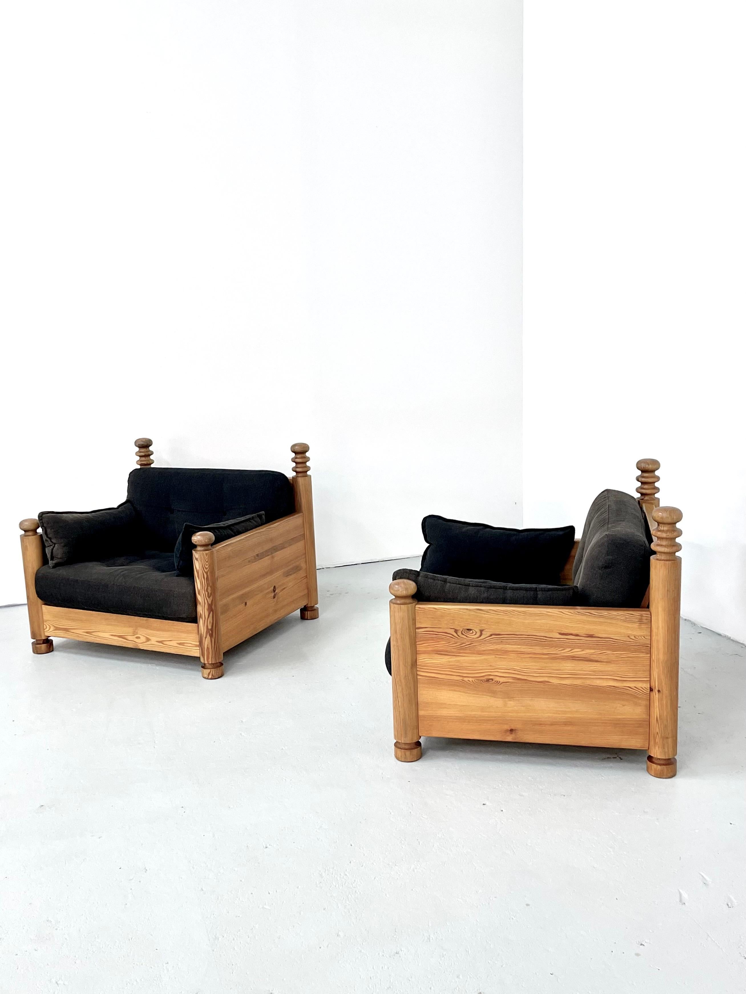 Uno & Östen Kristiansson, Lounge Chairs in Pine, Luxus, Sweden, 1970 For Sale 3