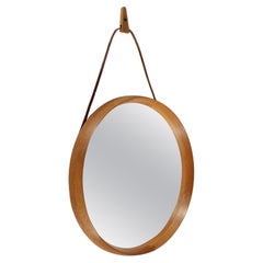 Uno + Osten Kristiansson Ø Miroir en chêne et cuir par Luxus Vittsjö Suède, 1970