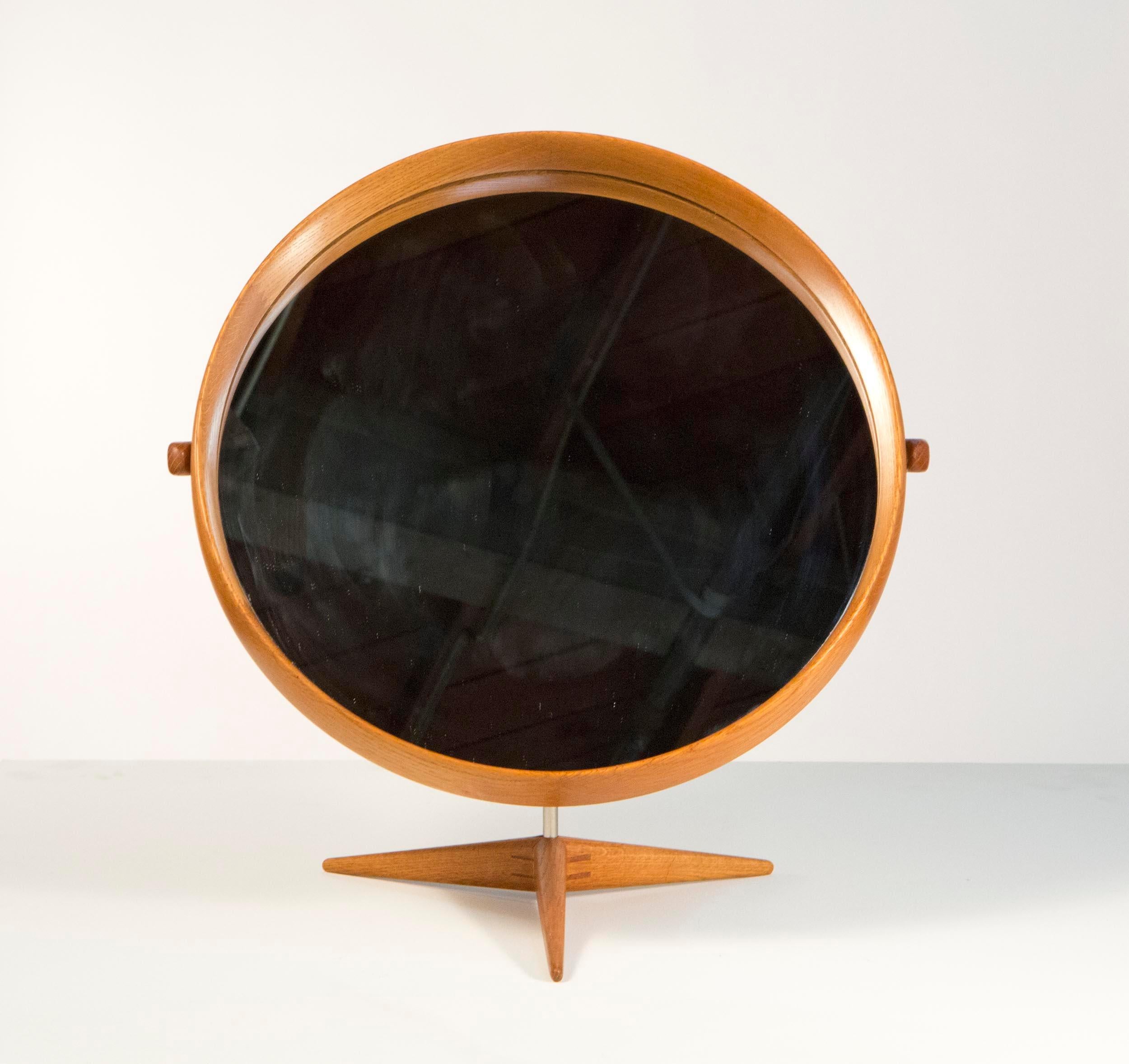 20th Century Uno & Östen Kristiansson Oak Table Mirror Model 406 by Luxus, Sweden, 1960s For Sale