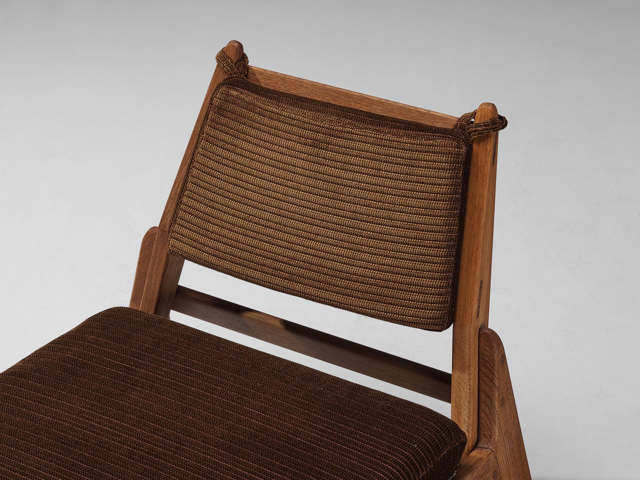 Uno & Östen Kristiansson Pair of 'Hunting' Chairs in Oak and Brown Fabric 2