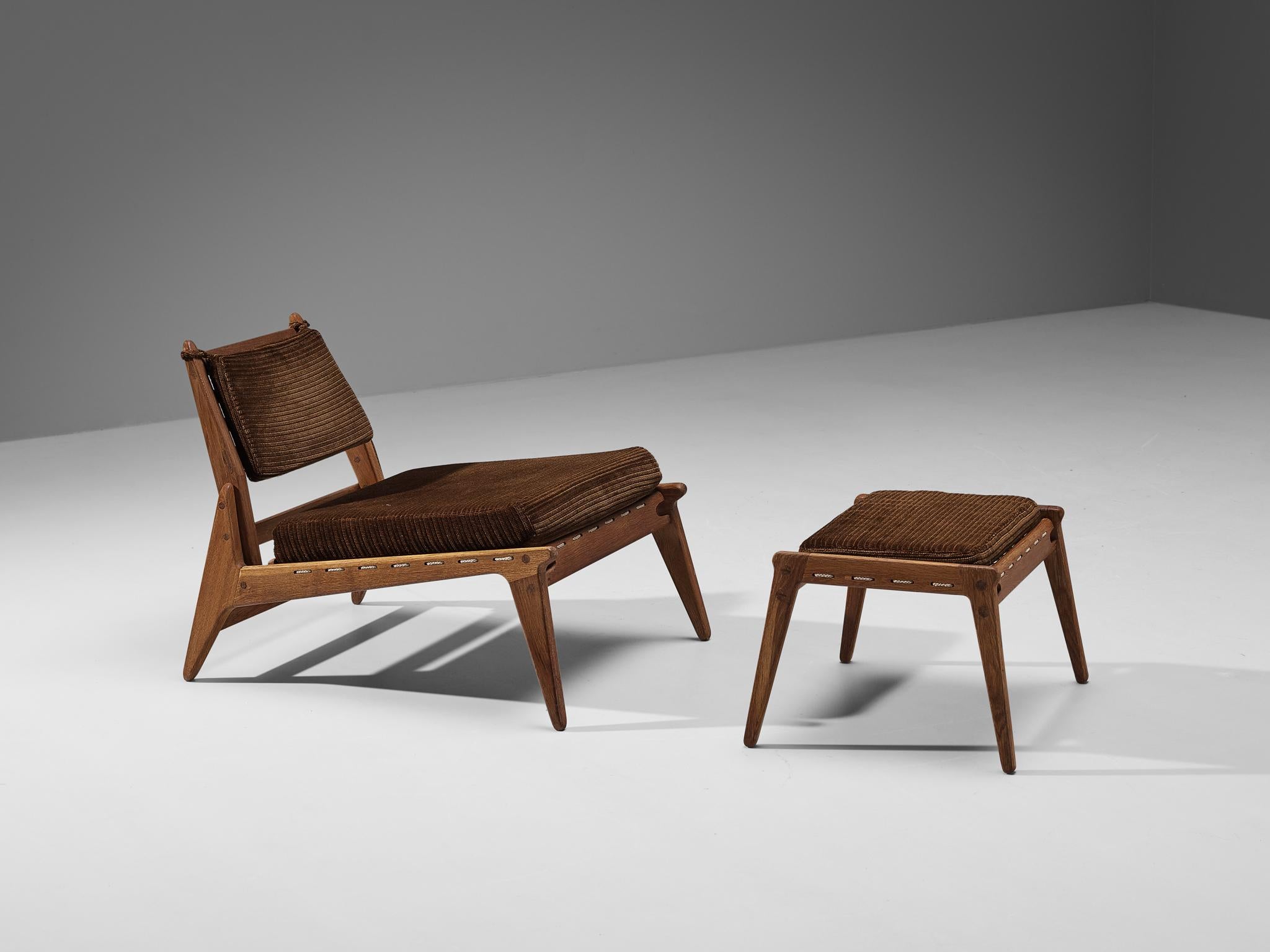 Uno & Östen Kristiansson Pair of 'Hunting' Chairs in Oak and Brown Fabric 3