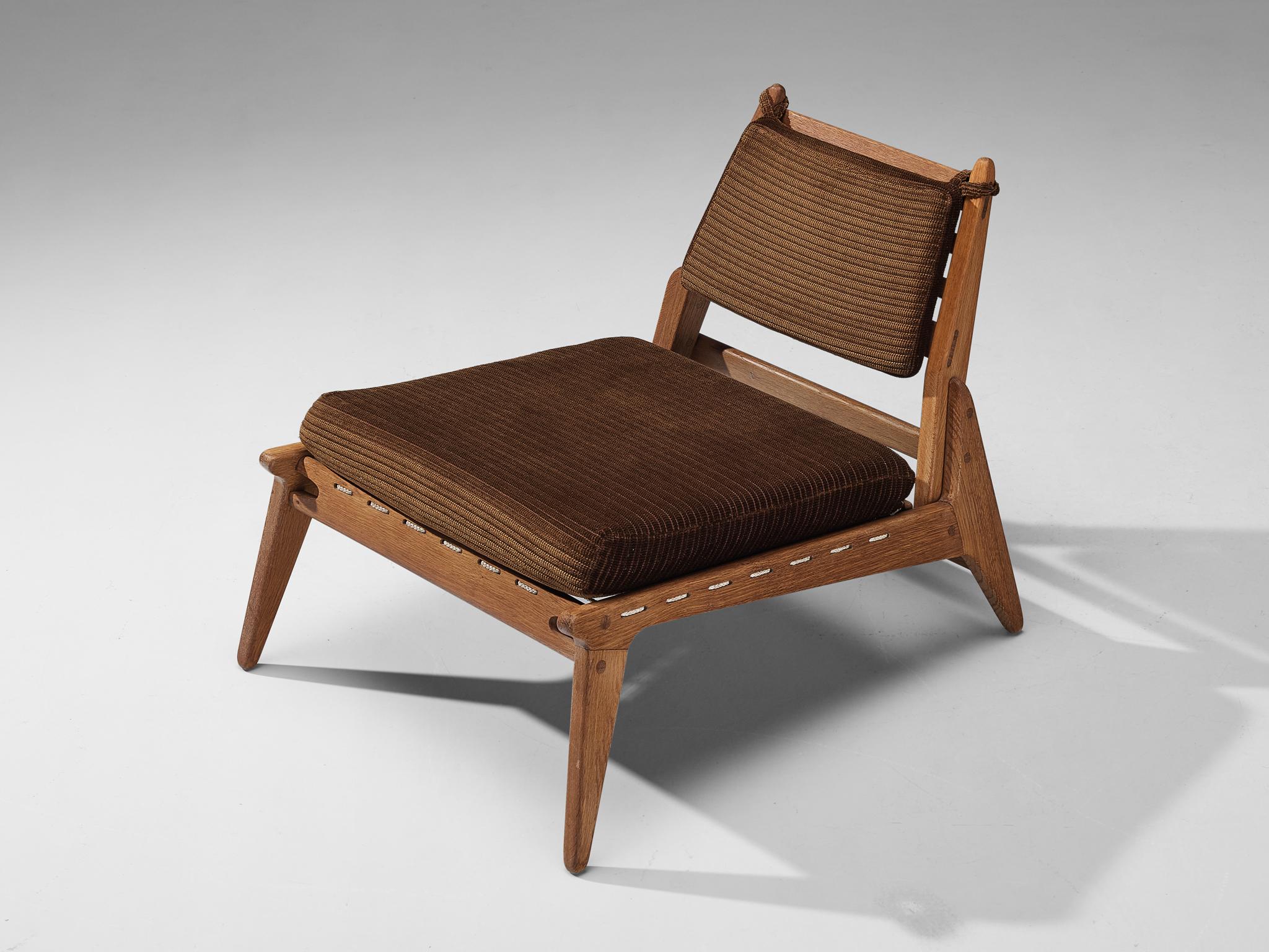 Uno & Östen Kristiansson Pair of 'Hunting' Chairs in Oak and Brown Fabric 5