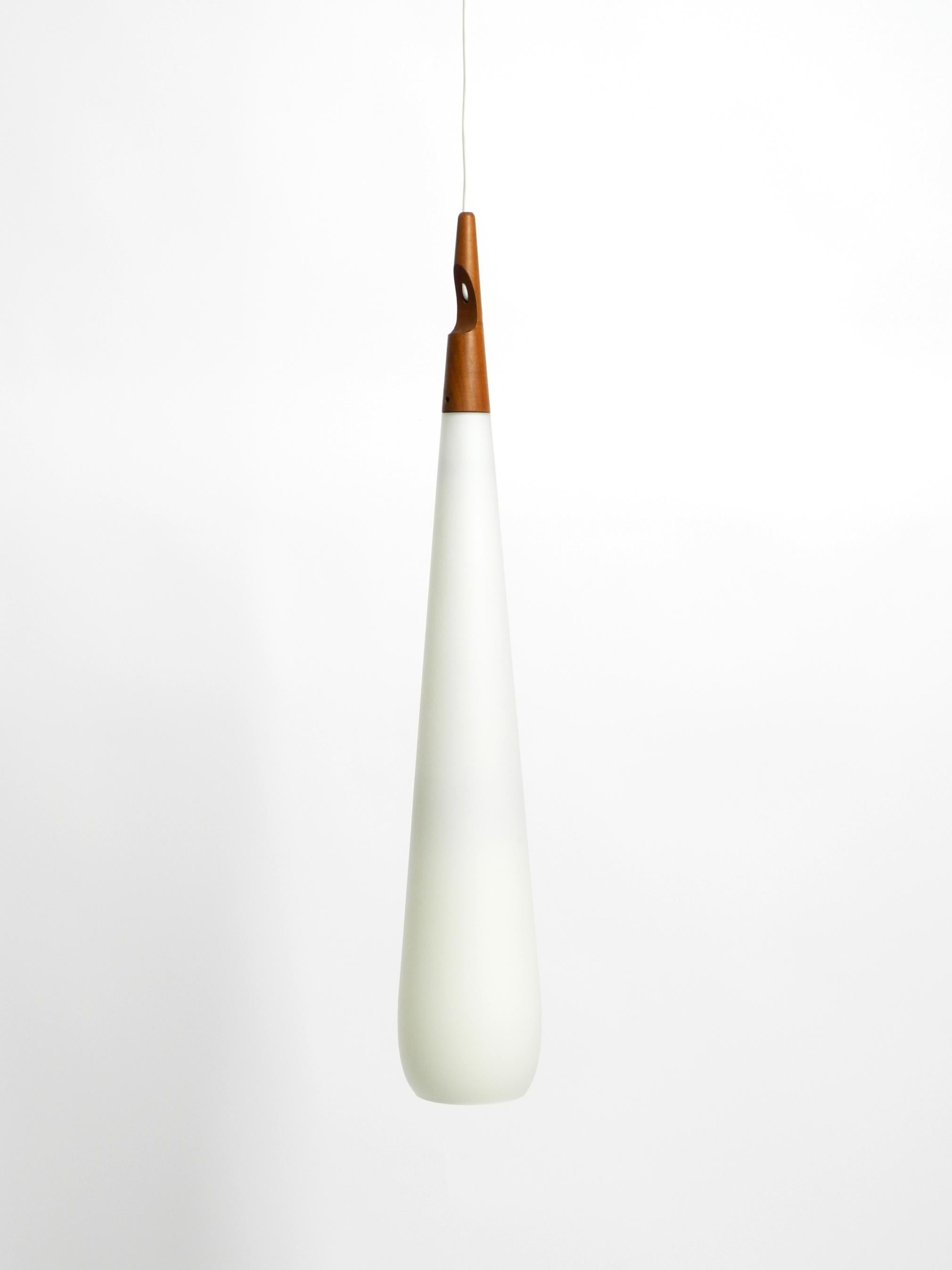 Mid-Century Modern Lampe suspendue Uno & Östen Kristiansson  Fabriqué par Luxus Vittsjö, Suède 1957 en vente