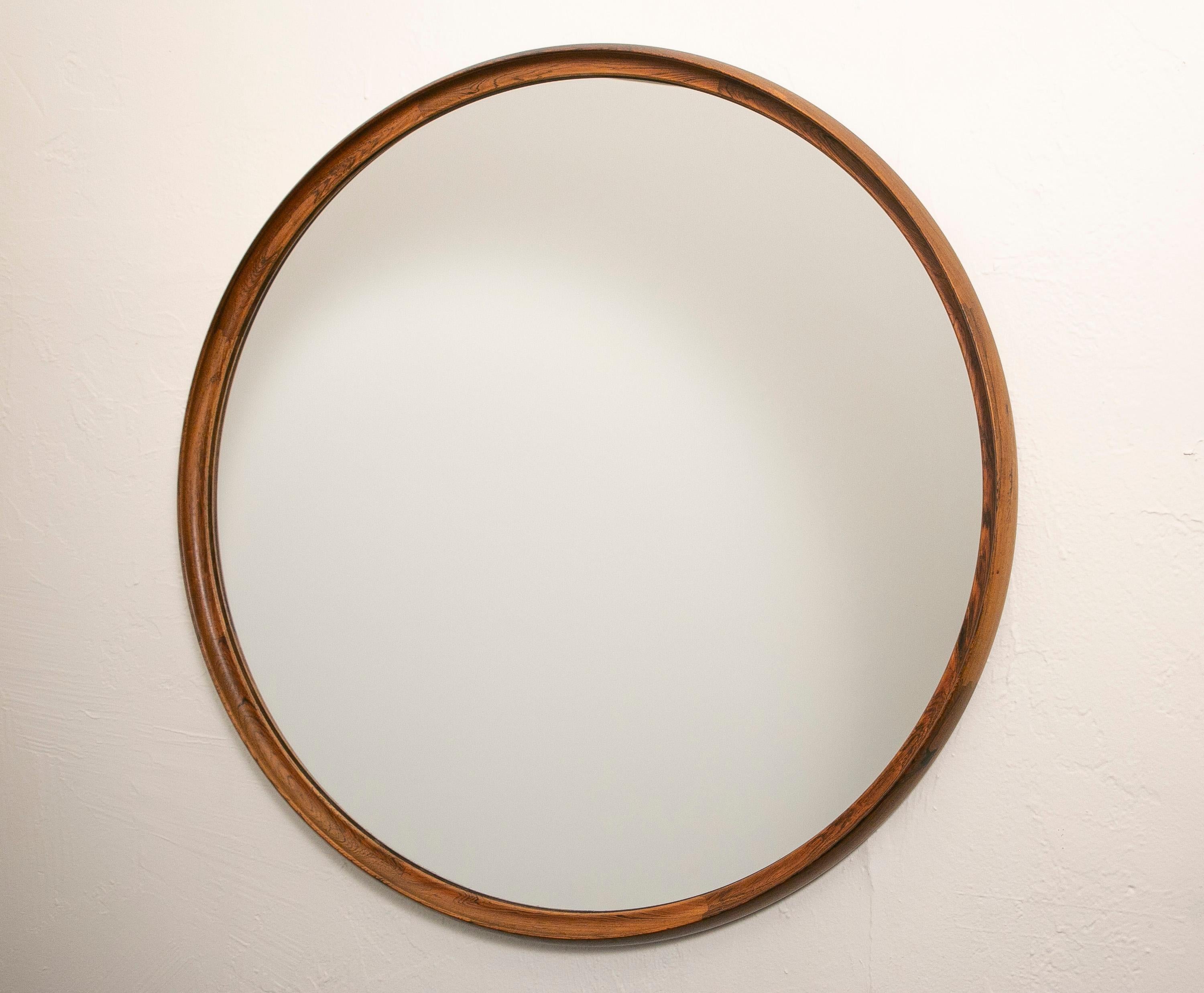 Uno & Östen Kristiansson, Round Rosewood mirror by Luxus, Vittsjö. Sweden, 1960s In Good Condition In Los Angeles, CA