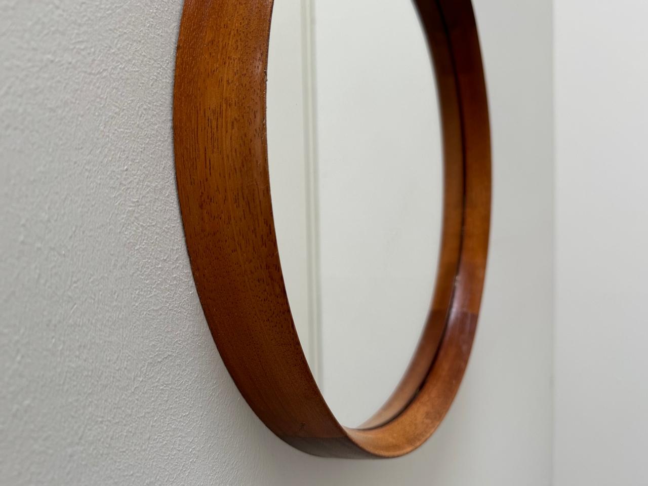 UNO & ÖSTEN KRISTIANSSON Round Wall Mirror for Luxus, Teak Leather 1960s, Sweden For Sale 2