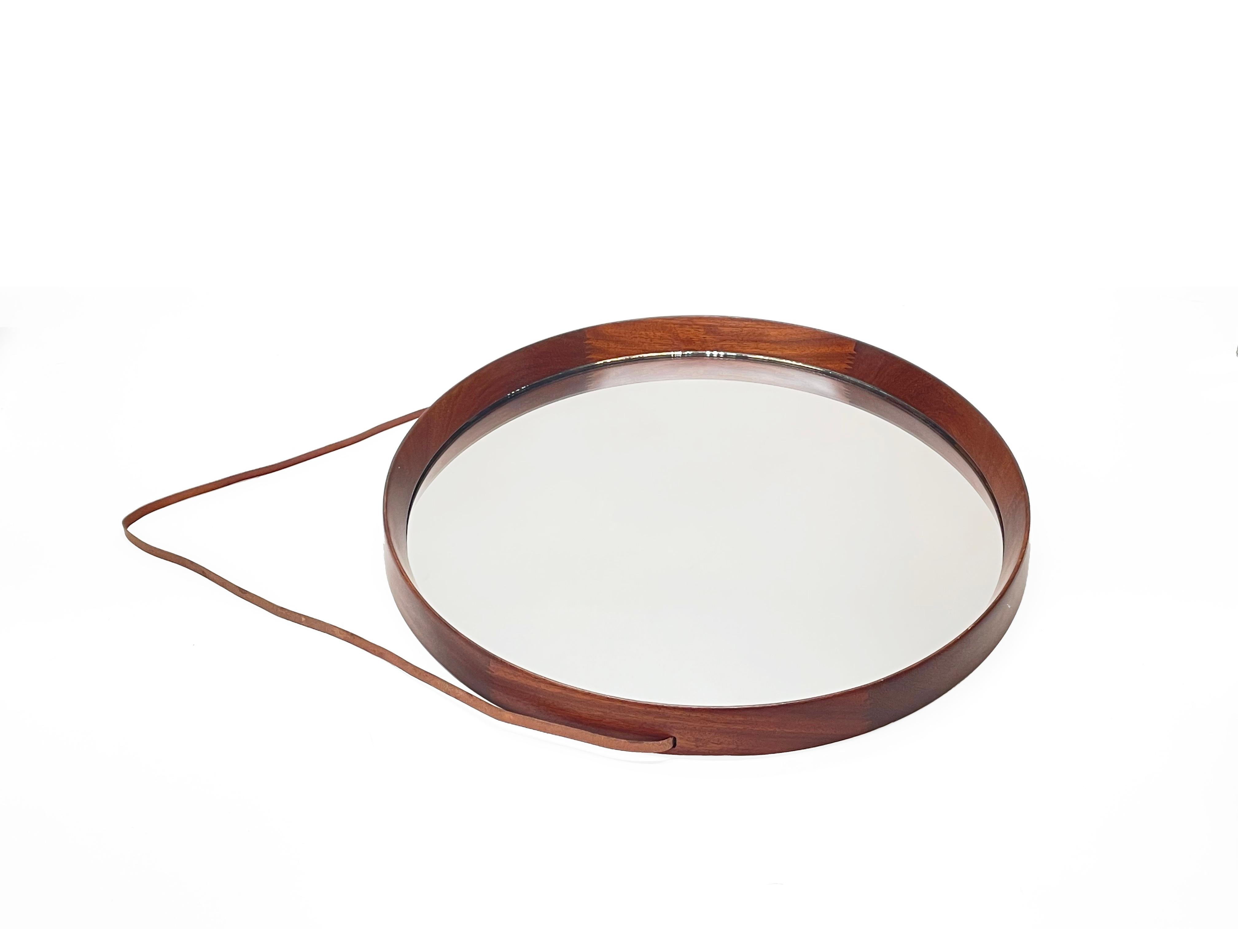 Uno & Östen Kristiansson Wood and Leather Swedish Wall Mirror for Luxus, 1960s For Sale 6