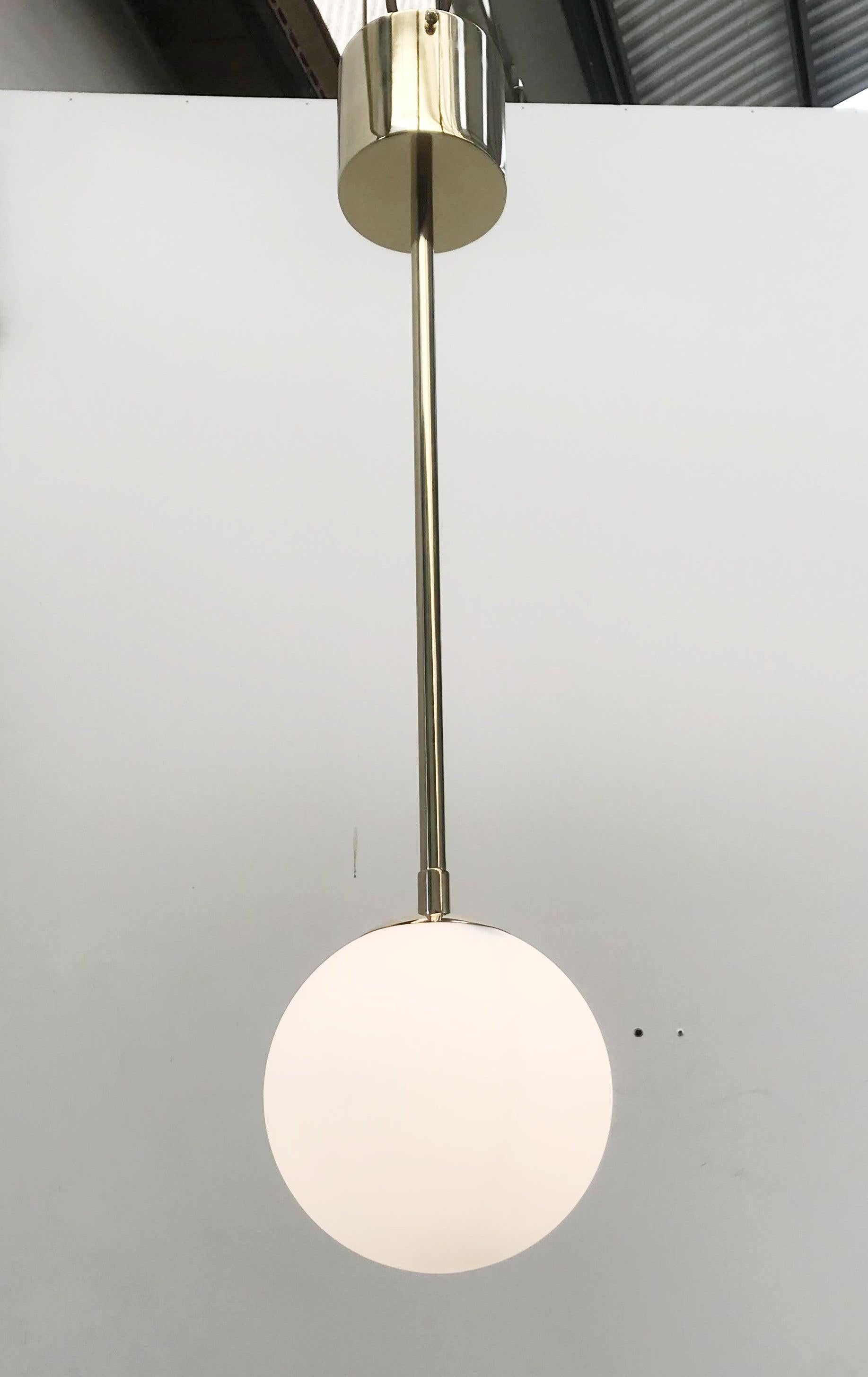 UNO GLOBE Pendant by Fabio Ltd In New Condition For Sale In Los Angeles, CA