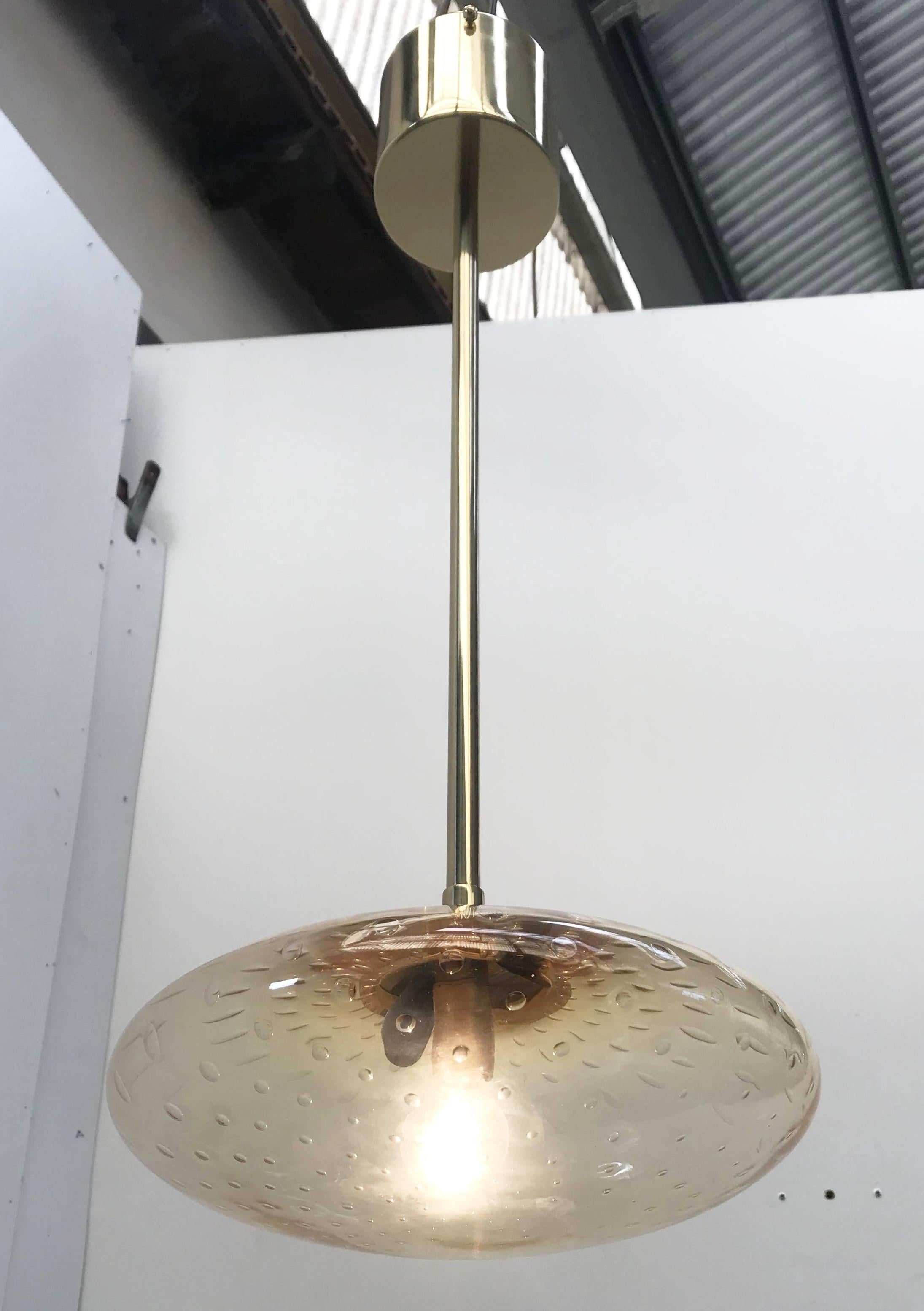 Mid-Century Modern Pendentif UNO SHADE de Fabio Ltd en vente