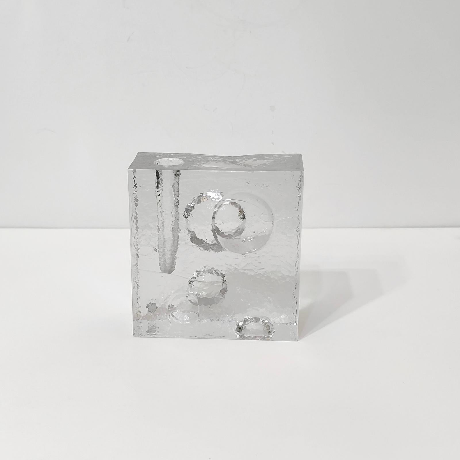 Vetro Uno Westerberg, un vaso di vetro trasparente, un portacandele con decorazioni strutturate, Uno Westerberg in vendita
