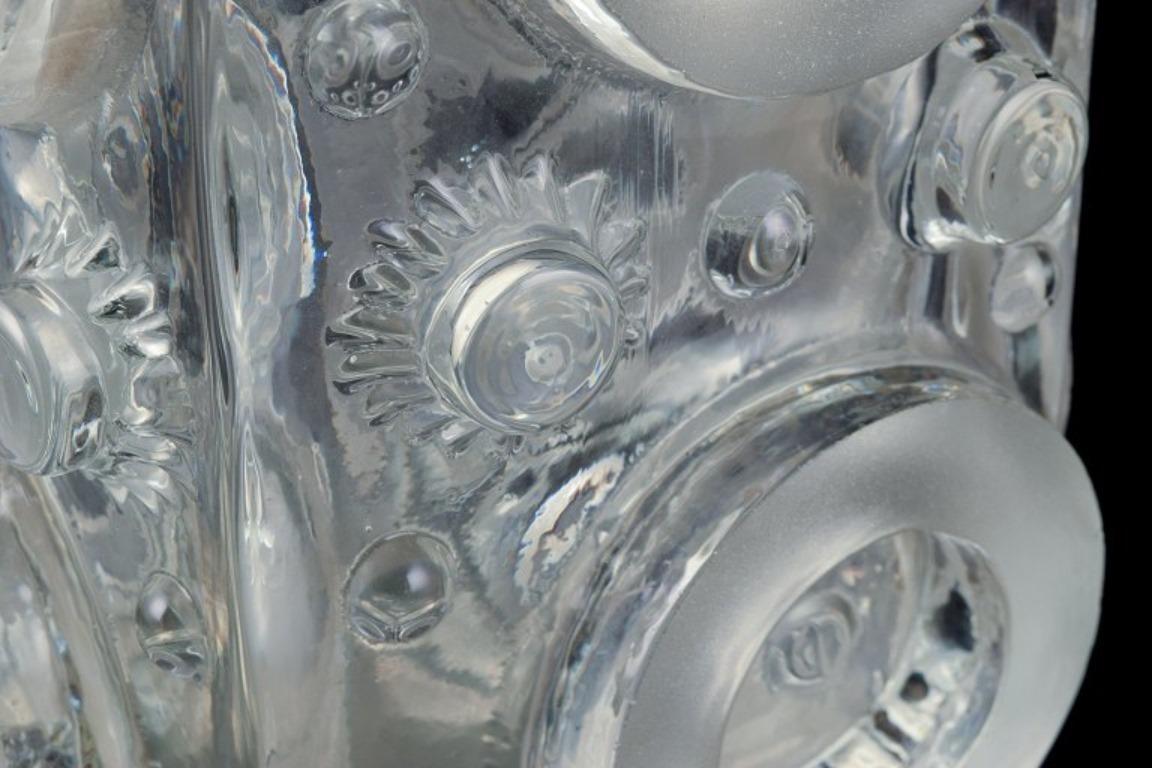 Uno Westerberg für Pukeberg, Schweden. Große Vase aus Kunstglas in klarem Kunstglas. im Angebot 1