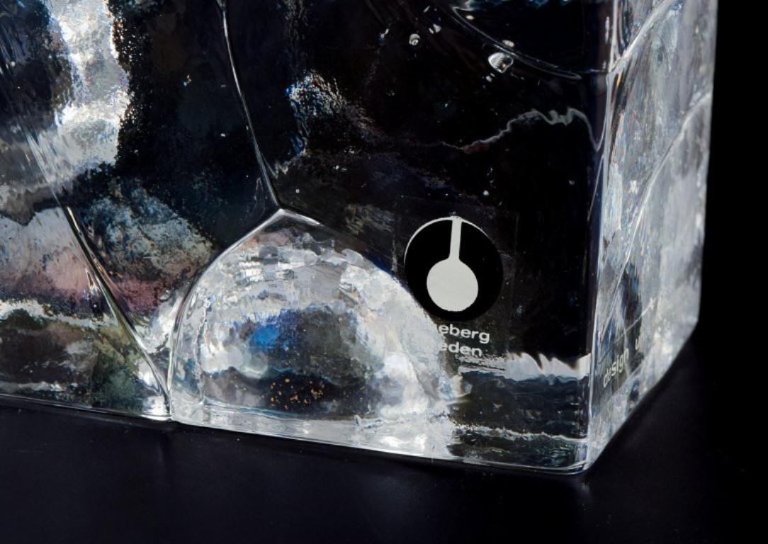 Uno Westerberg für Pukeberg, Schweden. Zwei Kerzenhalter aus klarem Kunstglas. im Zustand „Hervorragend“ im Angebot in Copenhagen, DK