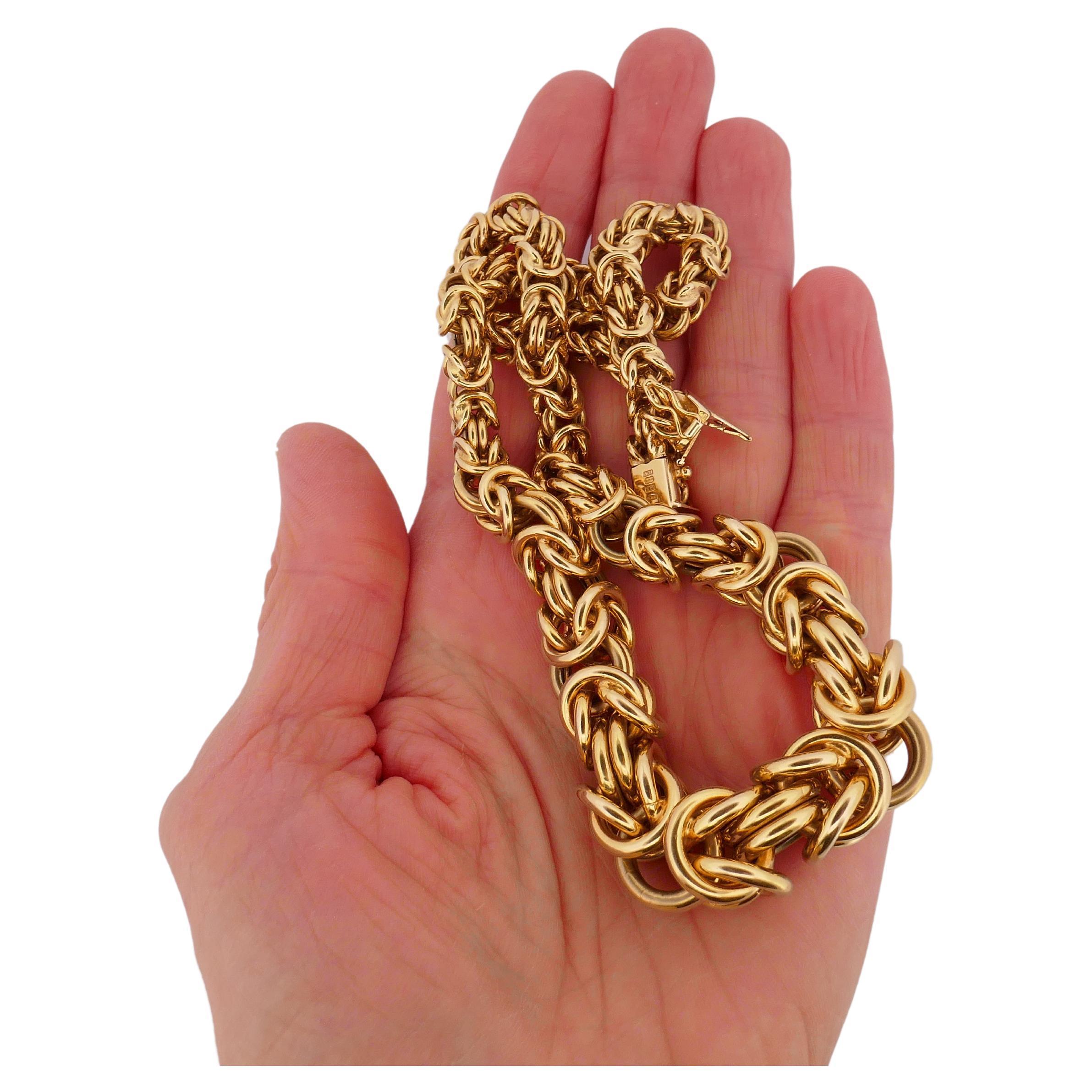 UnoAErre 14k Gold Twisted Necklace  In Excellent Condition For Sale In Beverly Hills, CA