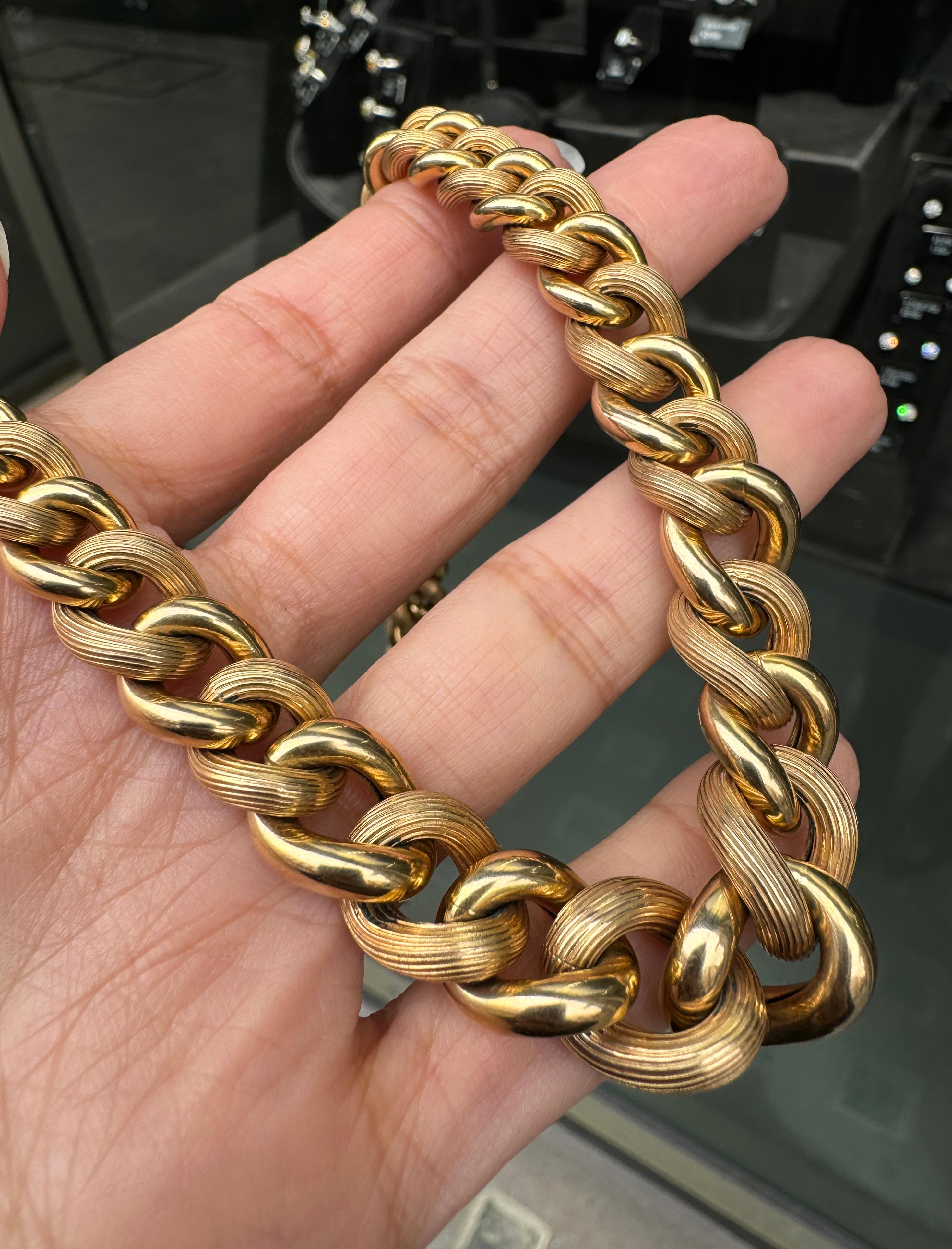 UnoAErre, chaîne à maillons creux et épais en or jaune 18 carats, Italie en vente 2