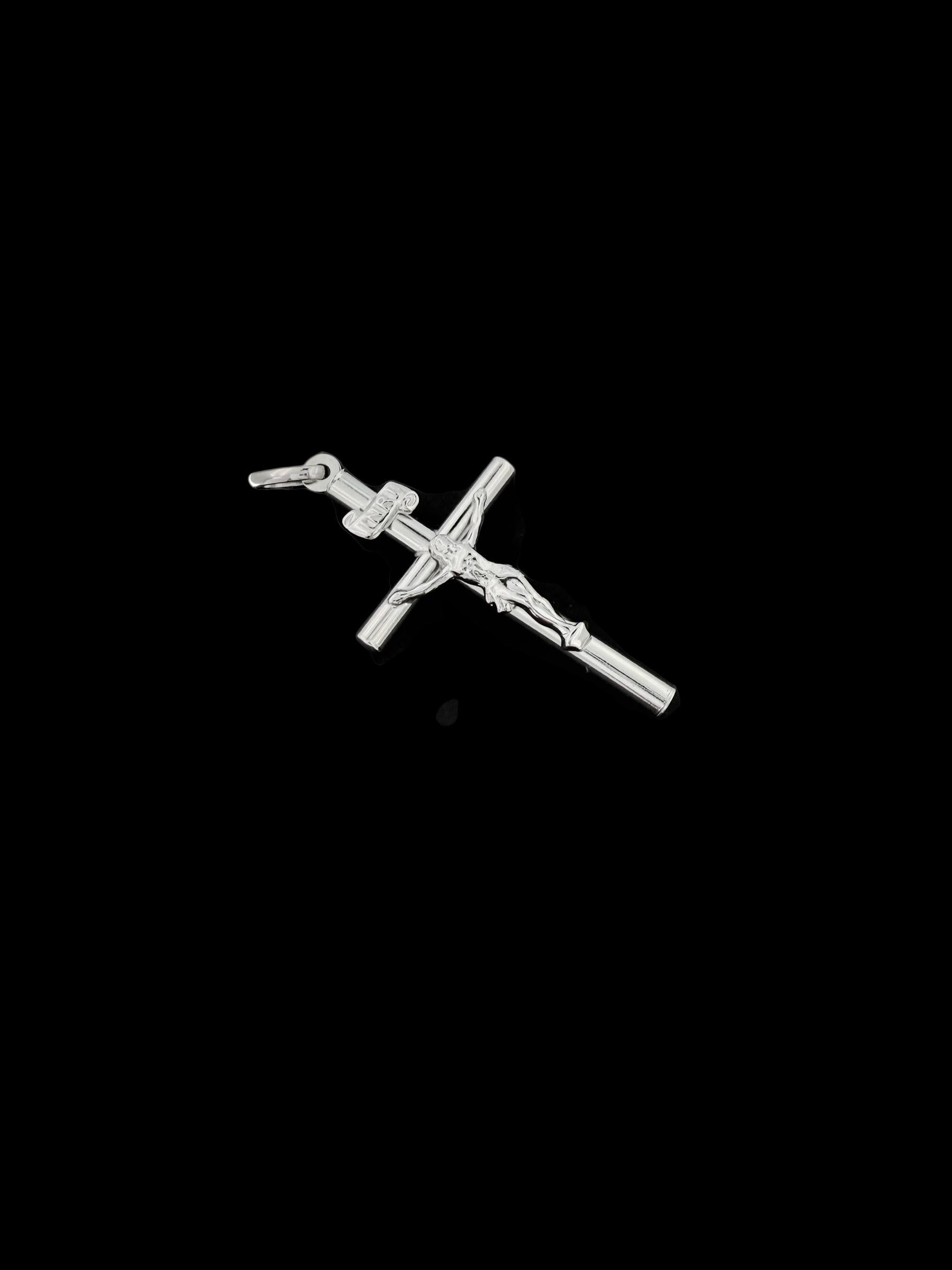 UnoAErre 18 karat White Gold Italian Crucifix For Sale 5