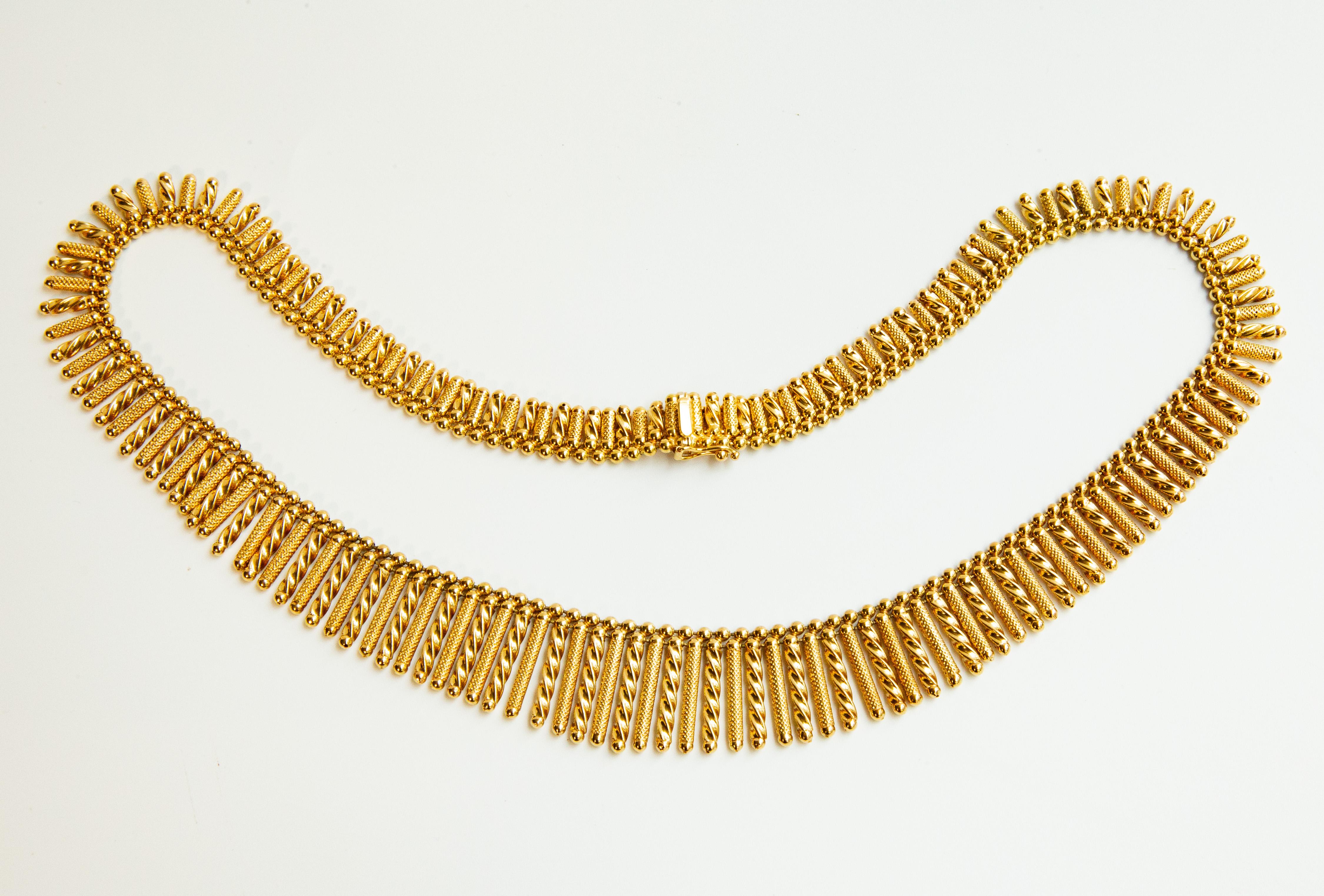 UnoAErre Collier ras du cou à franges en or massif jaune 18 carats en vente 1